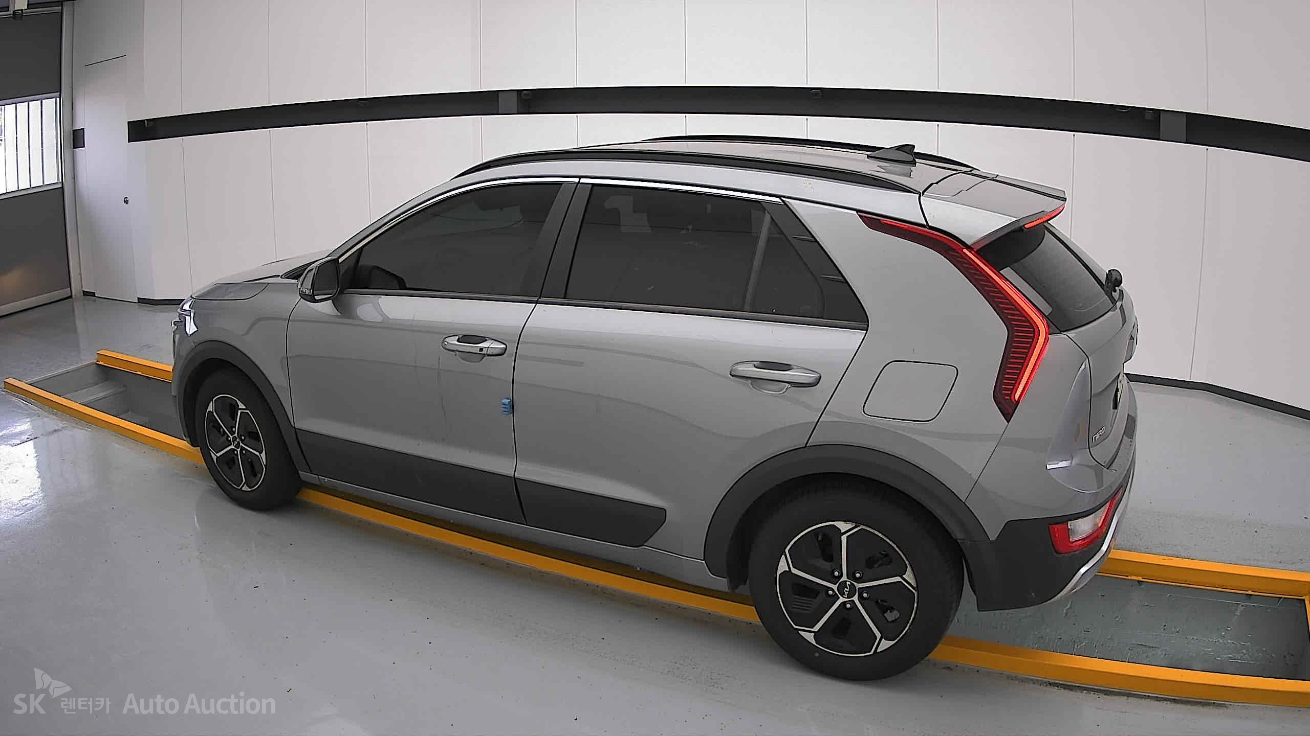 2022 - kia all-new niro