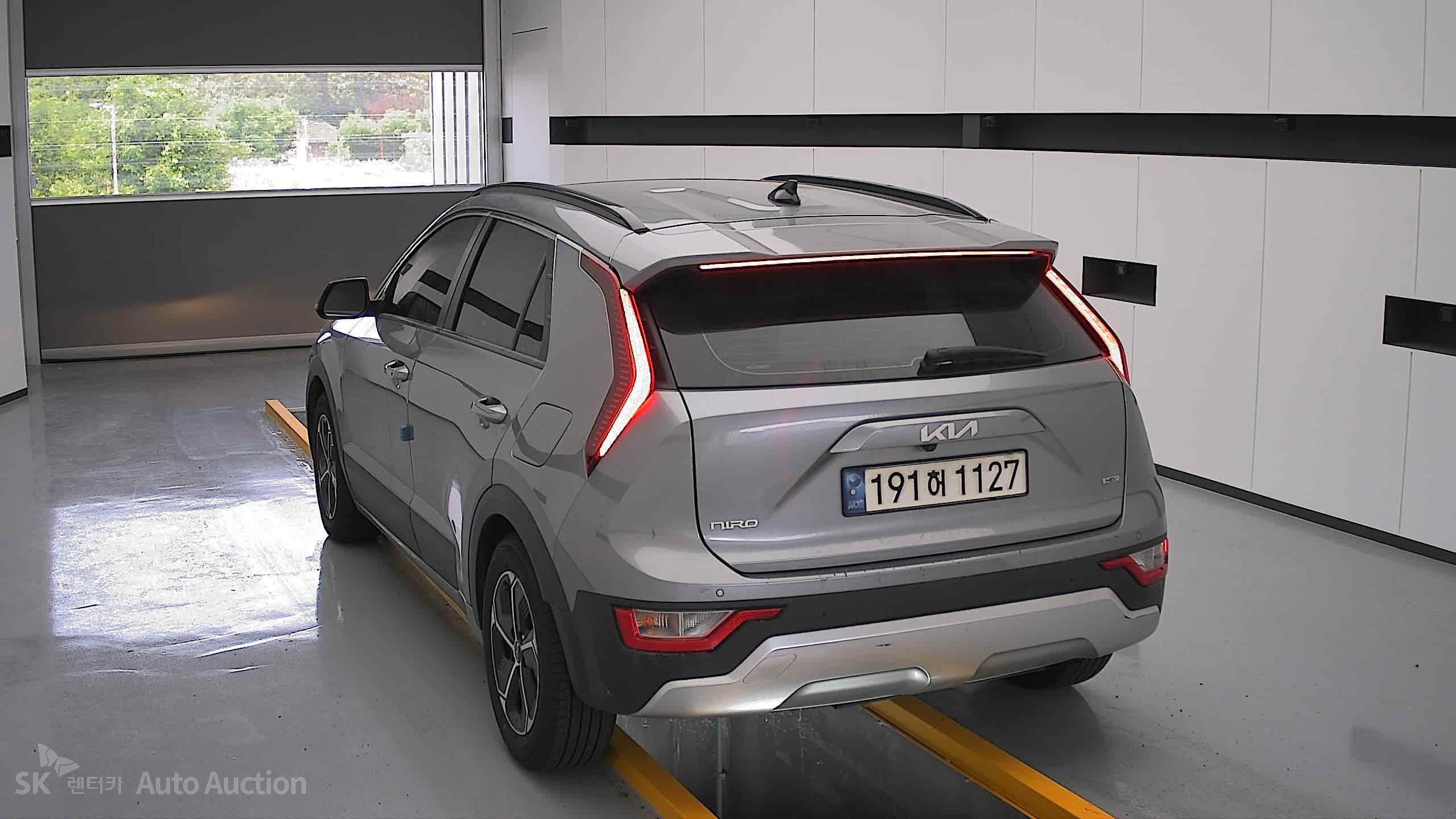 2022 - kia all-new niro