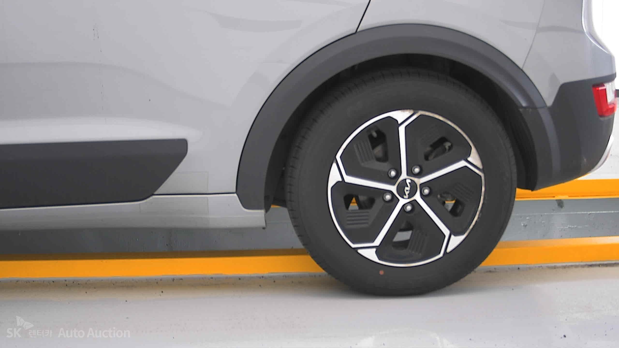 2022 - kia all-new niro