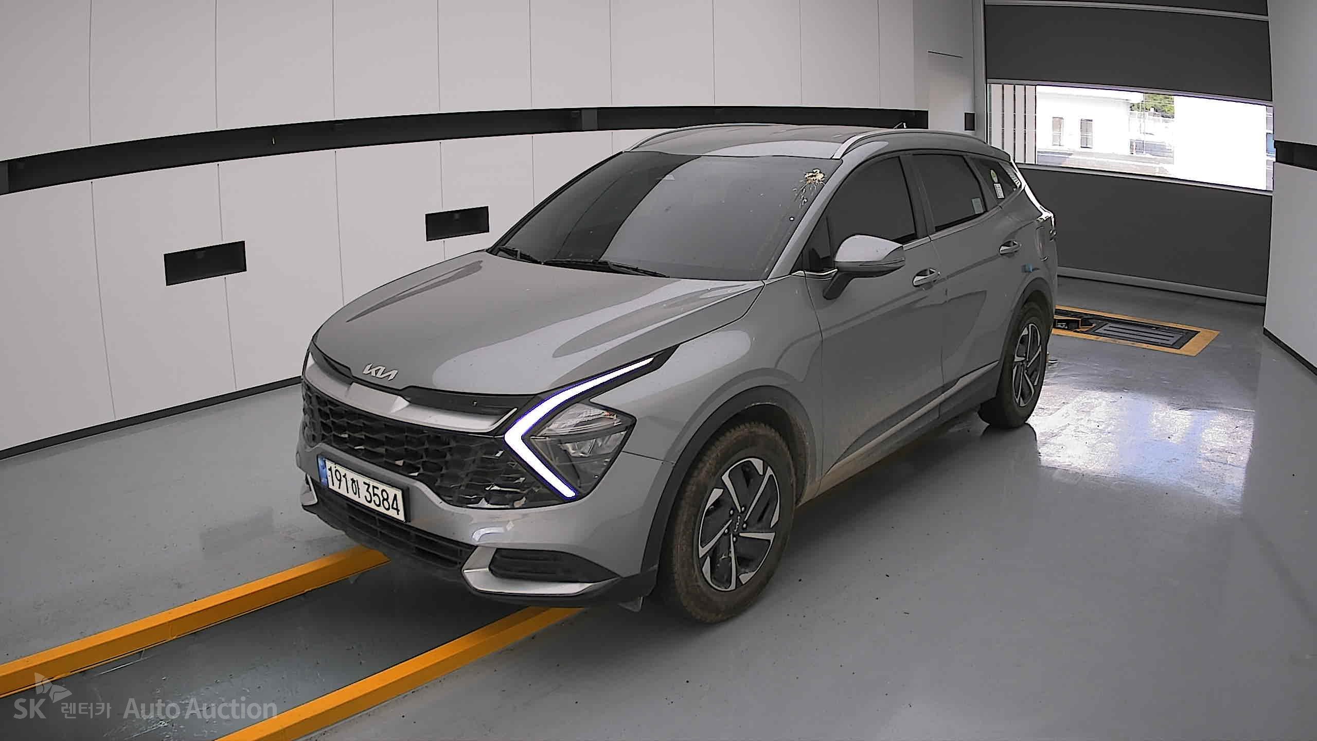 2023 - kia sportage