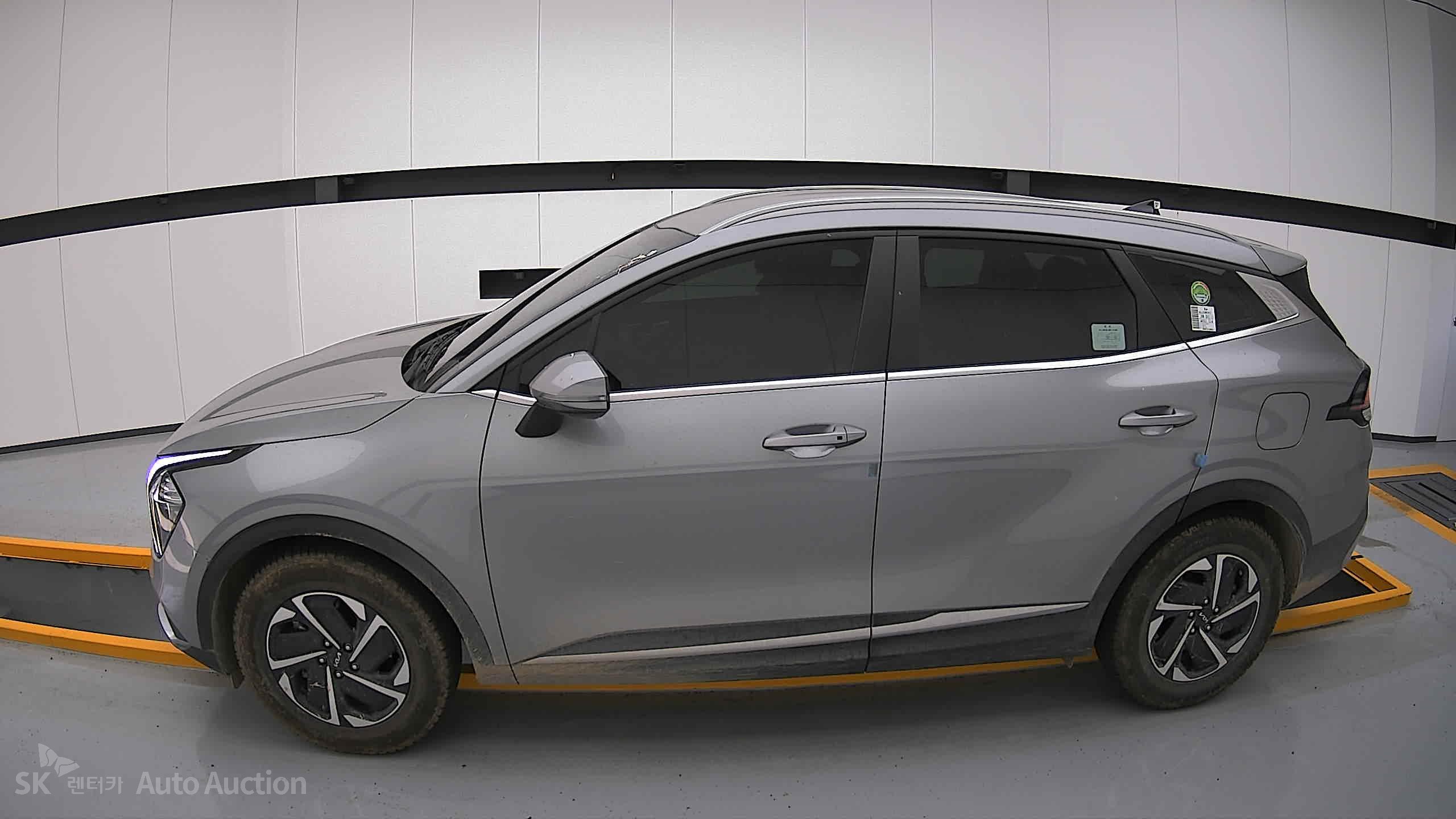 2023 - kia sportage