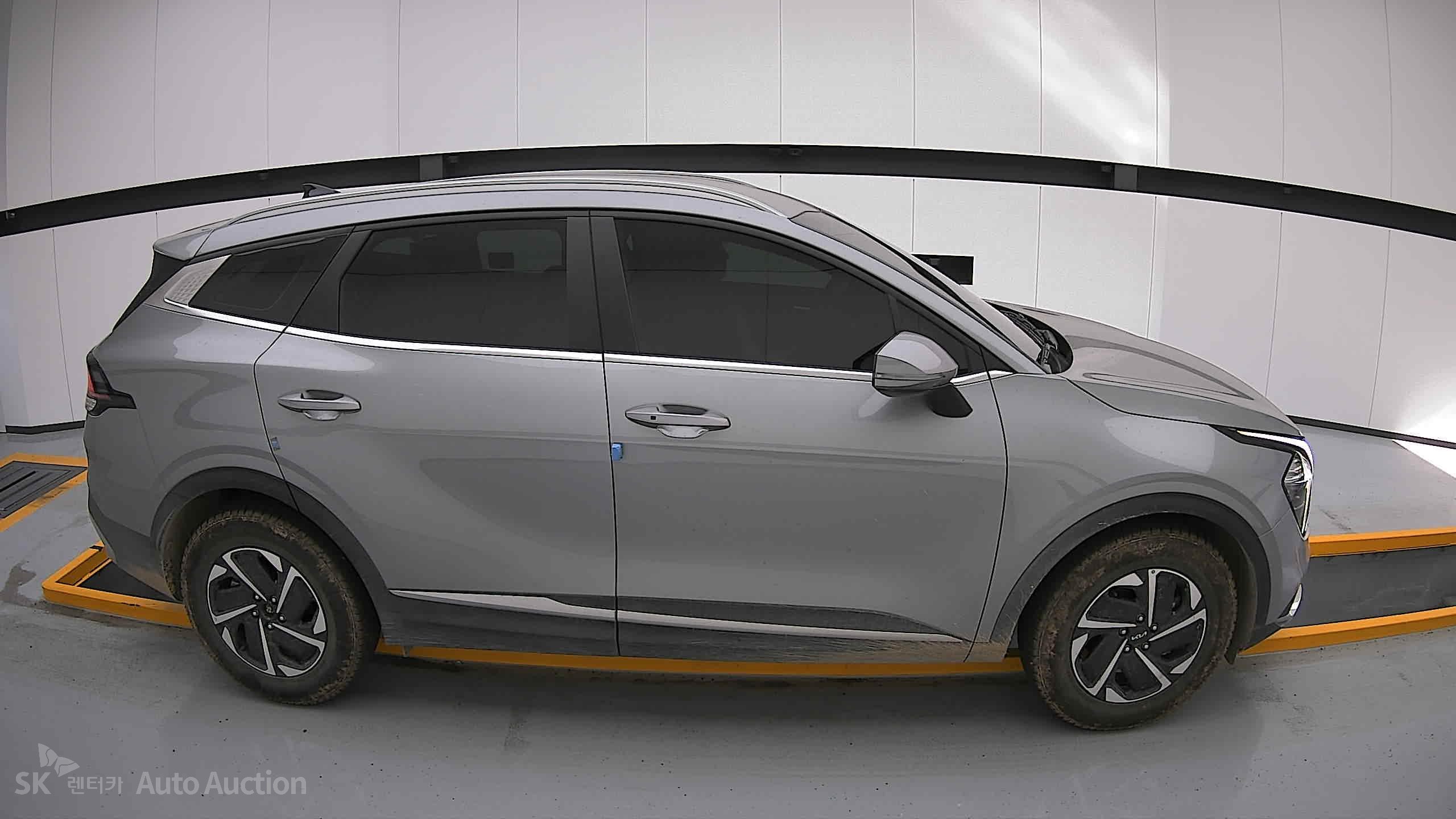 2023 - kia sportage