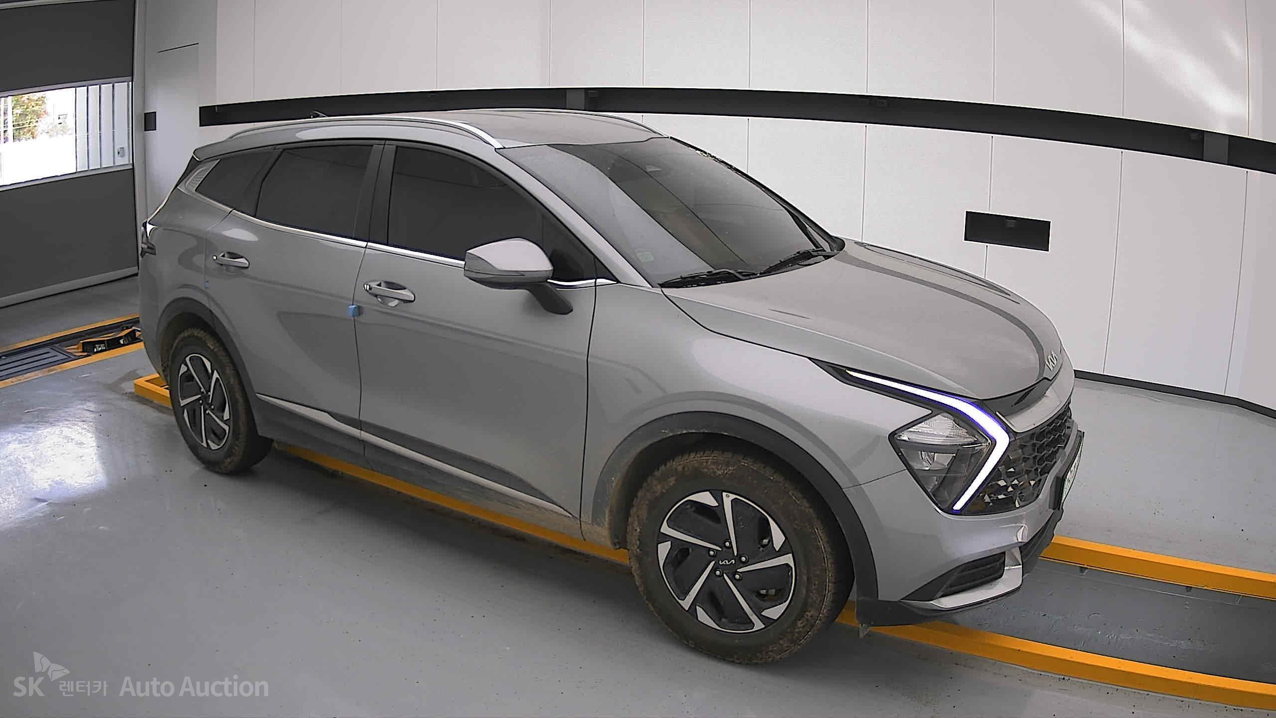2023 - kia sportage