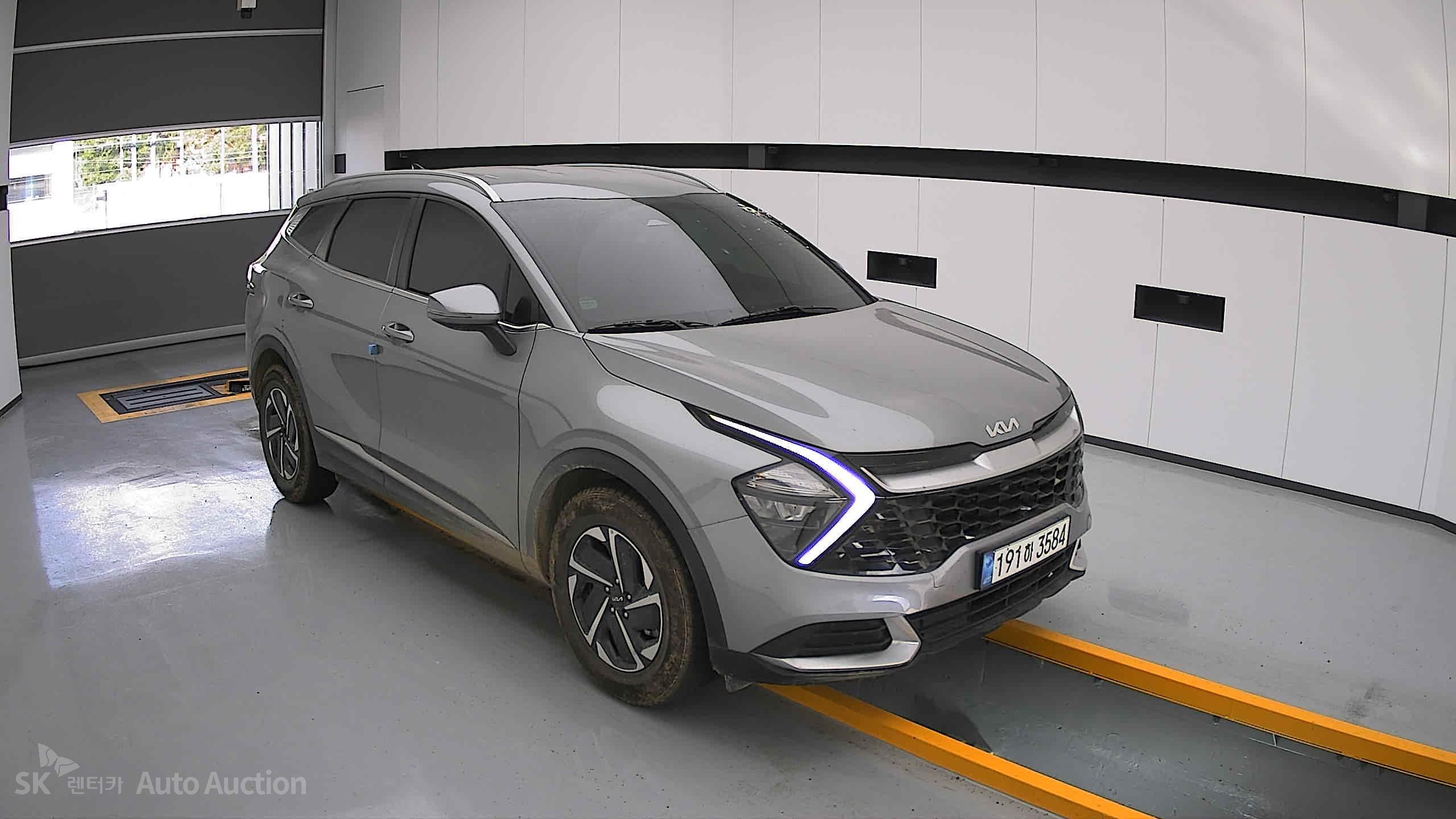 2023 - kia sportage