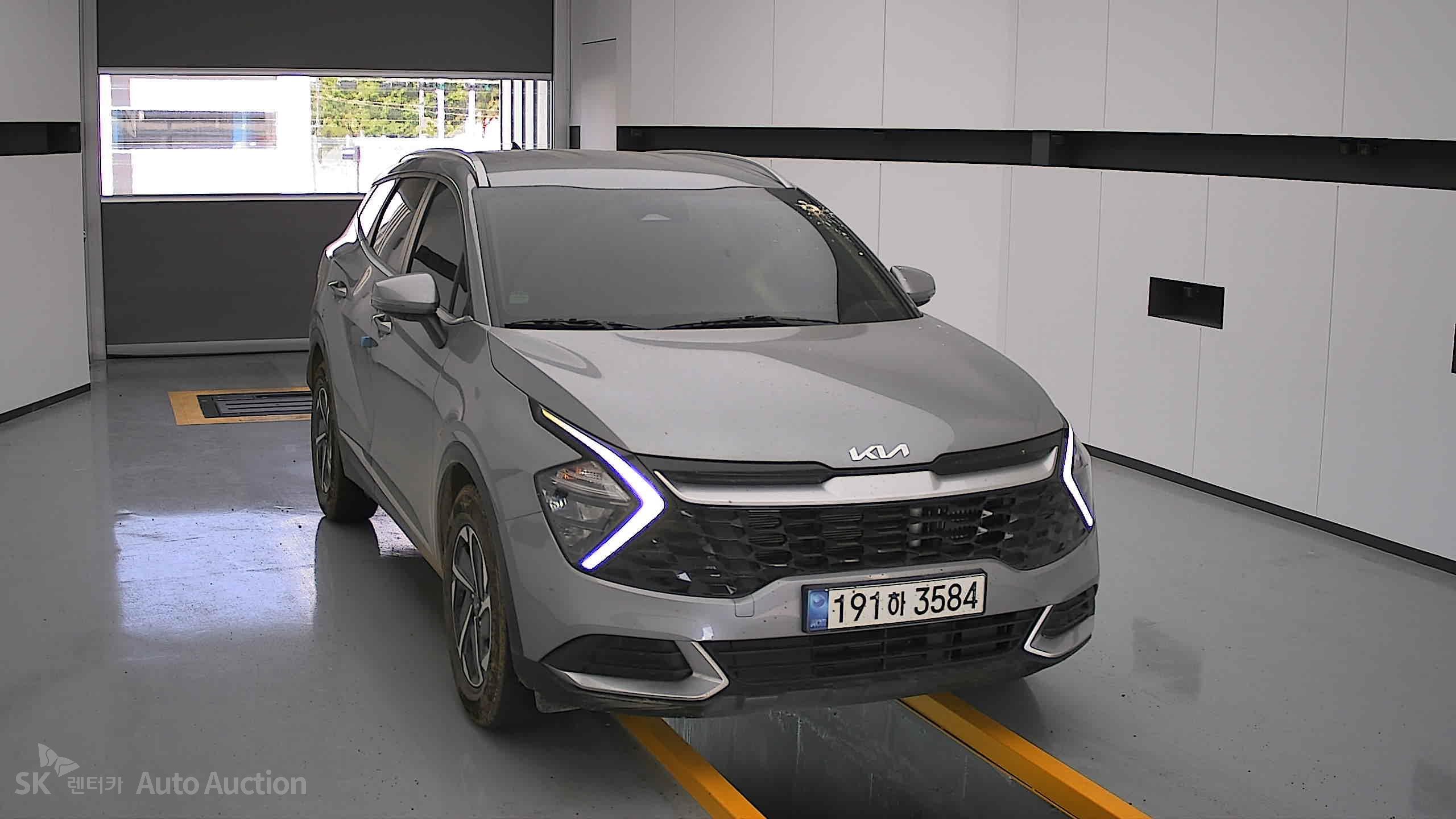 2023 - kia sportage