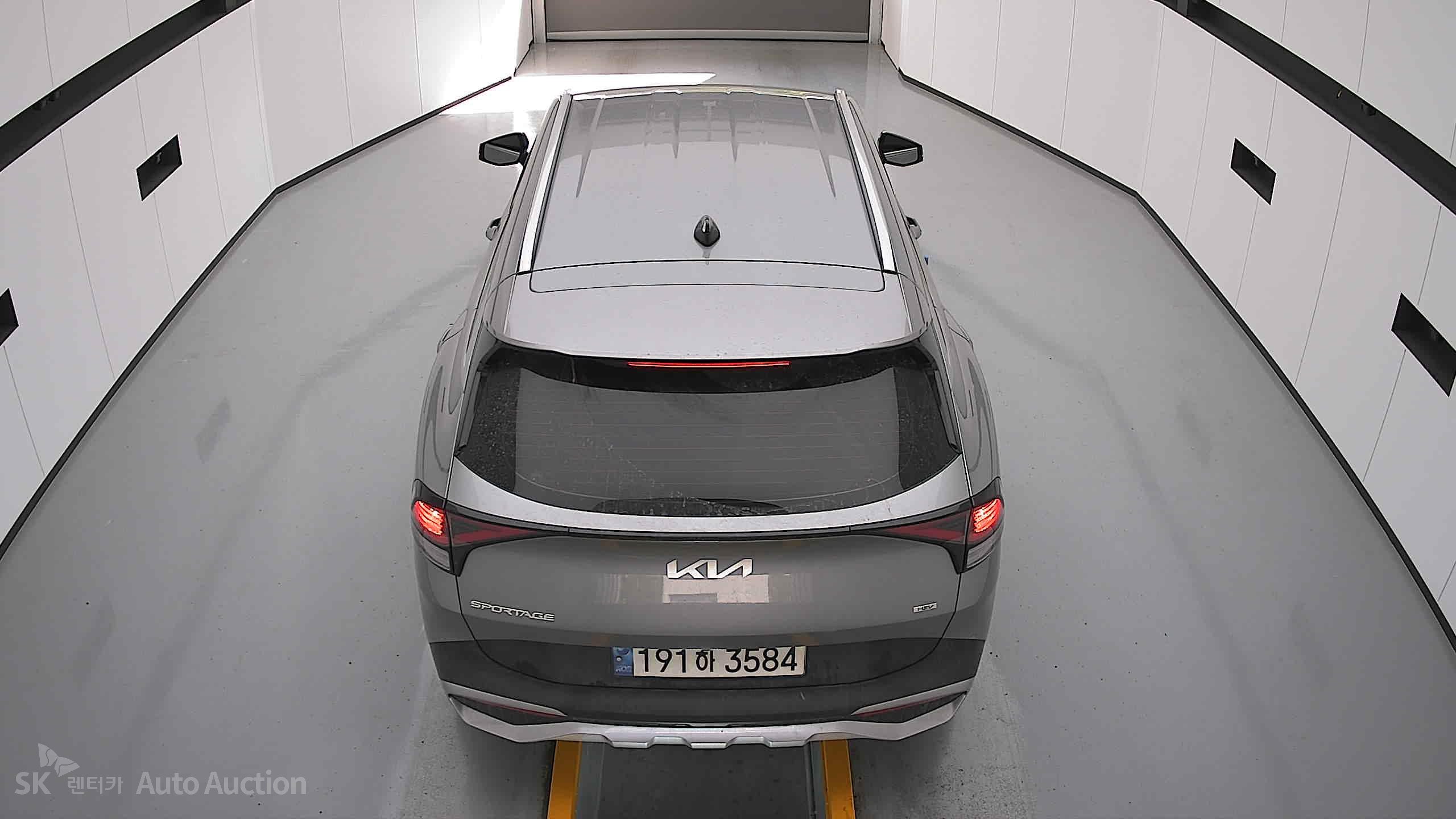 2023 - kia sportage