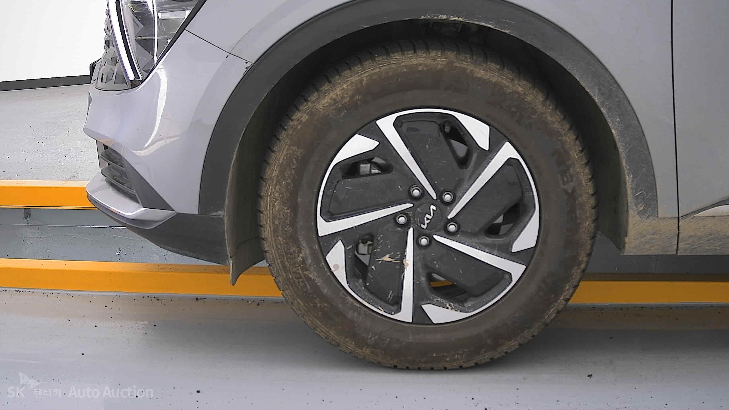 2023 - kia sportage