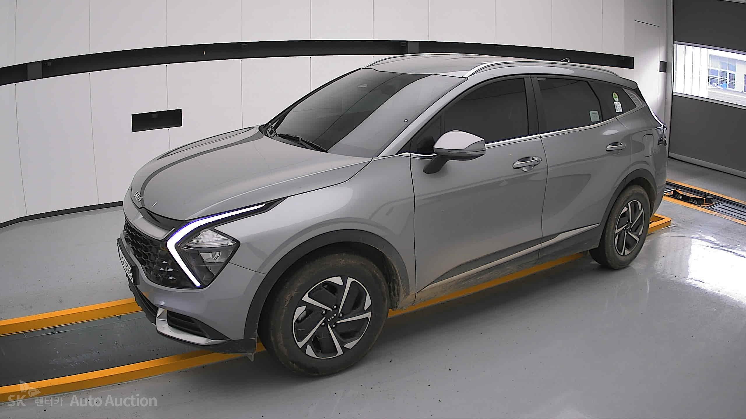 2023 - kia sportage