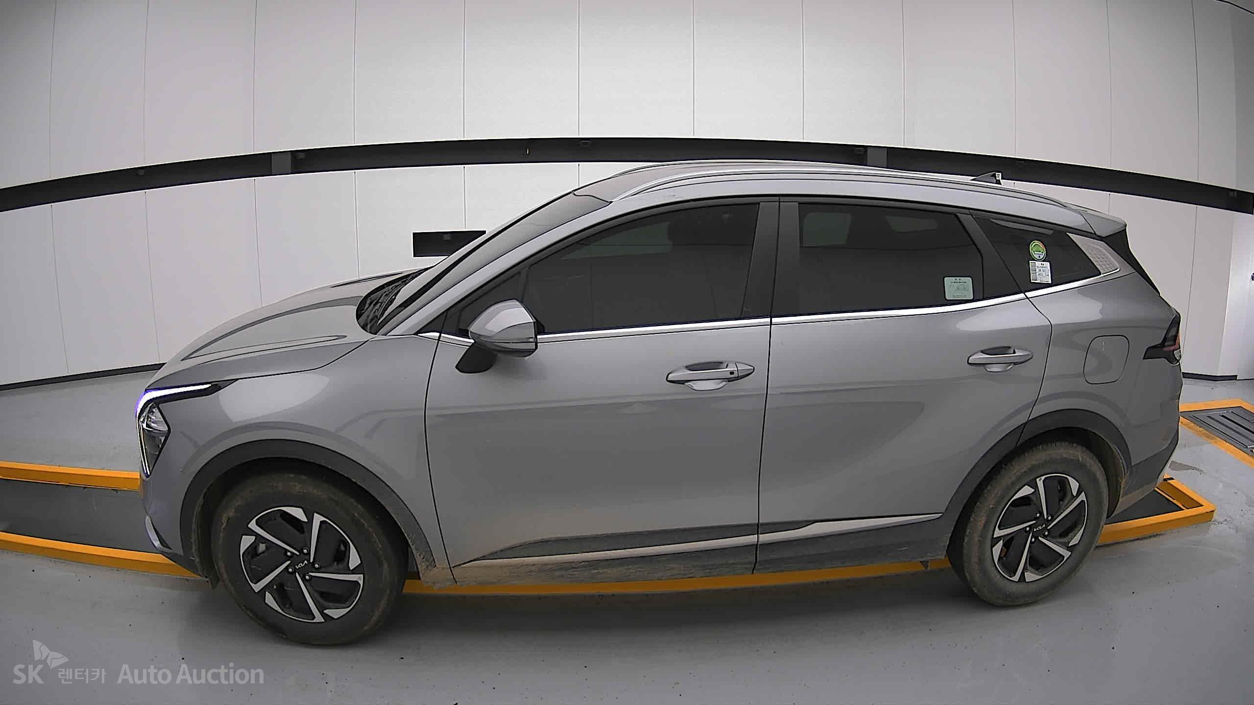 2023 - kia sportage