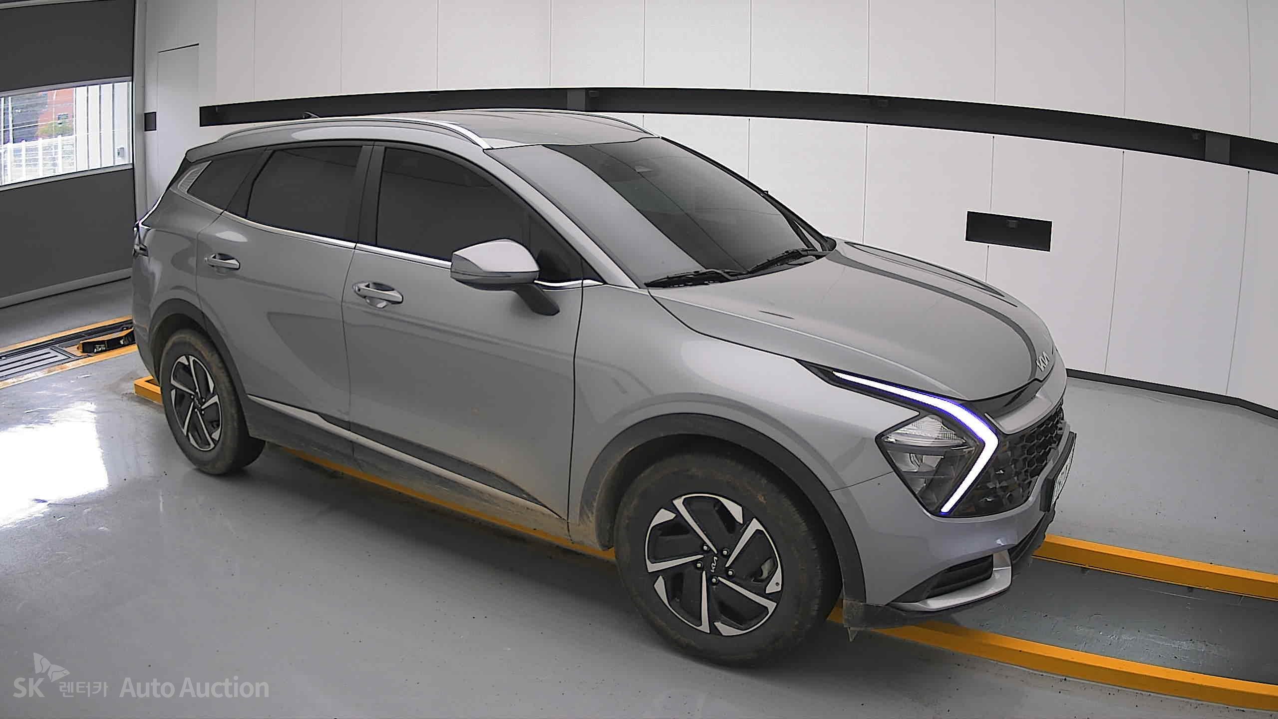 2023 - kia sportage