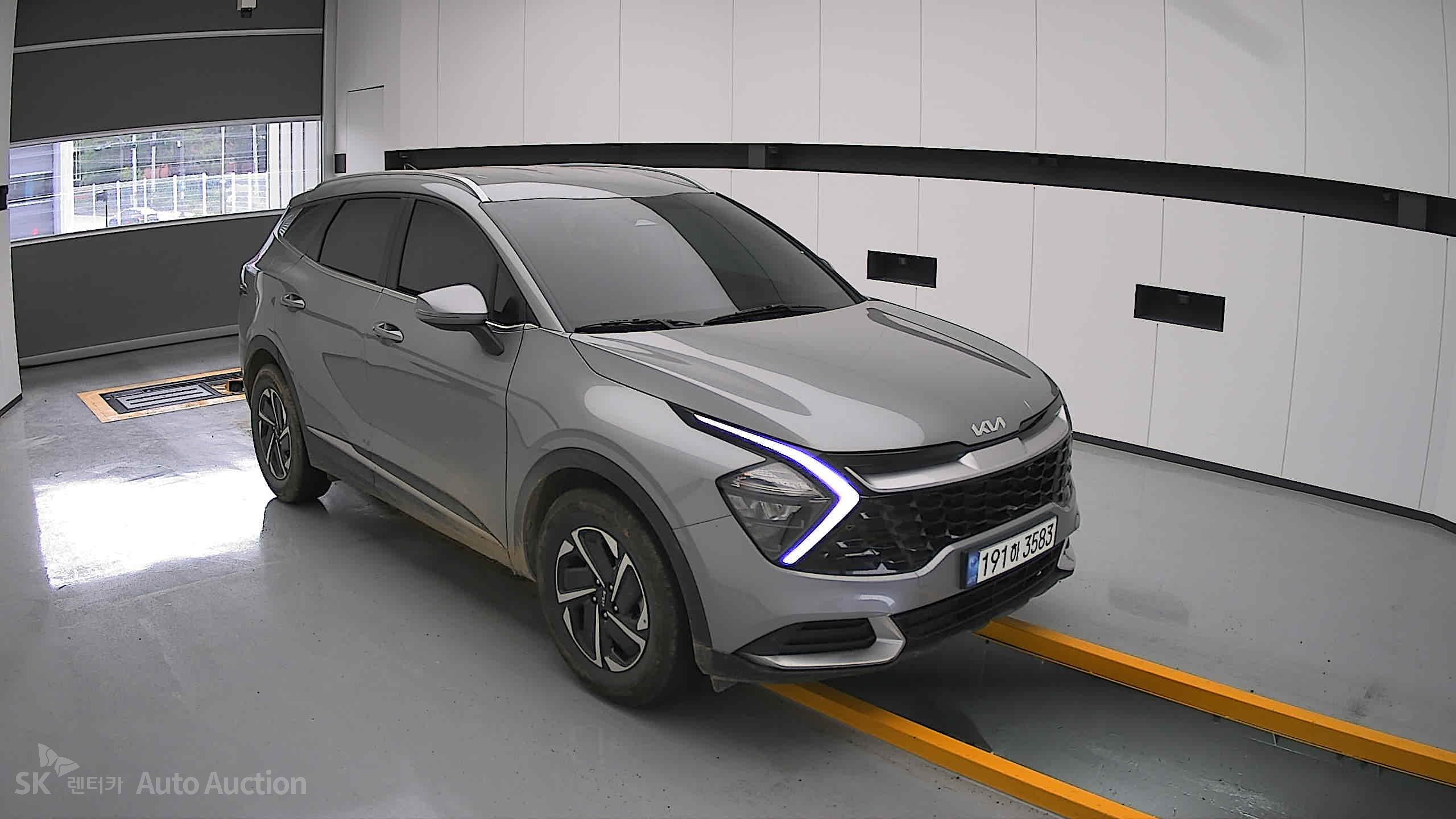 2023 - kia sportage