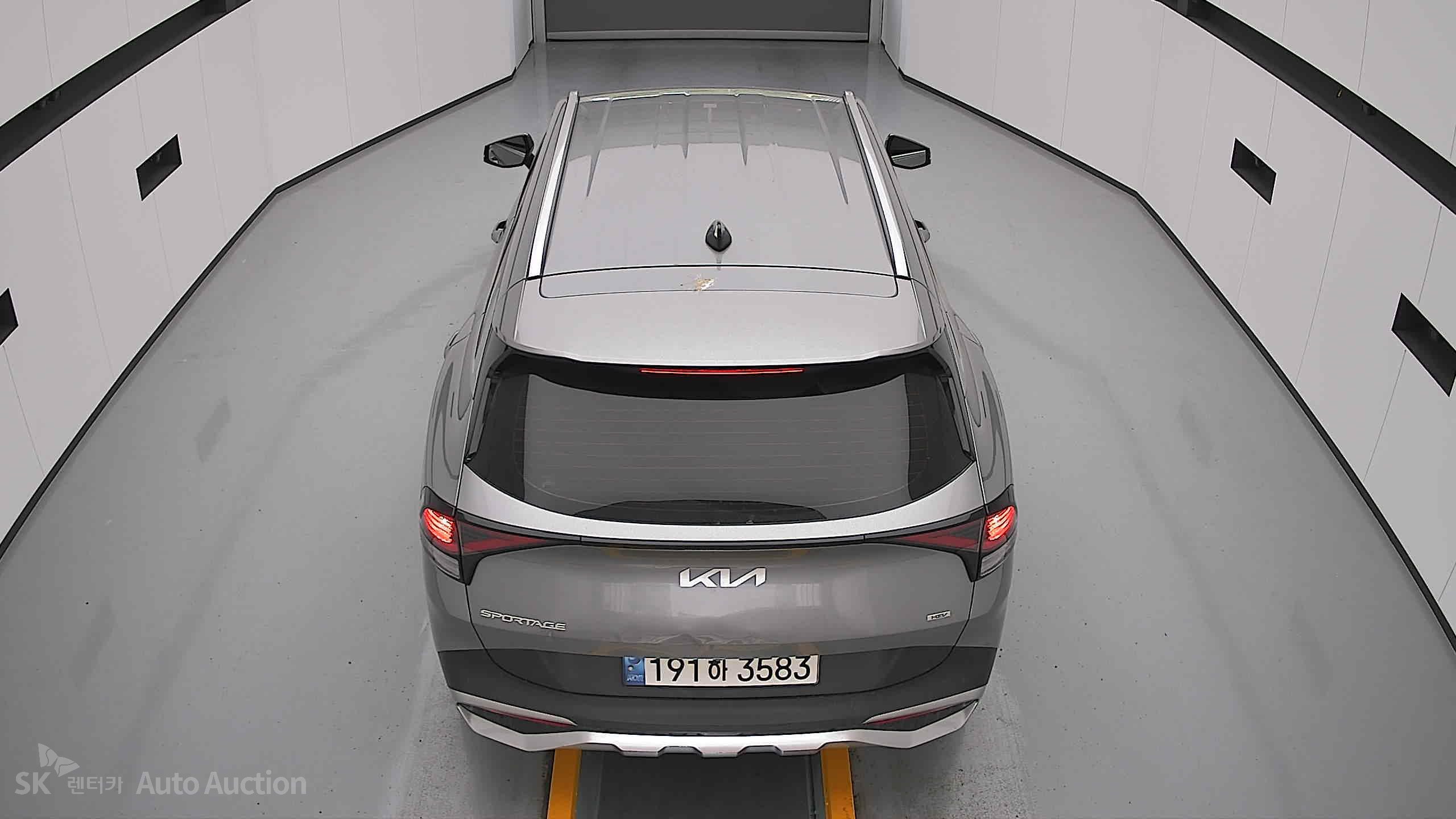 2023 - kia sportage