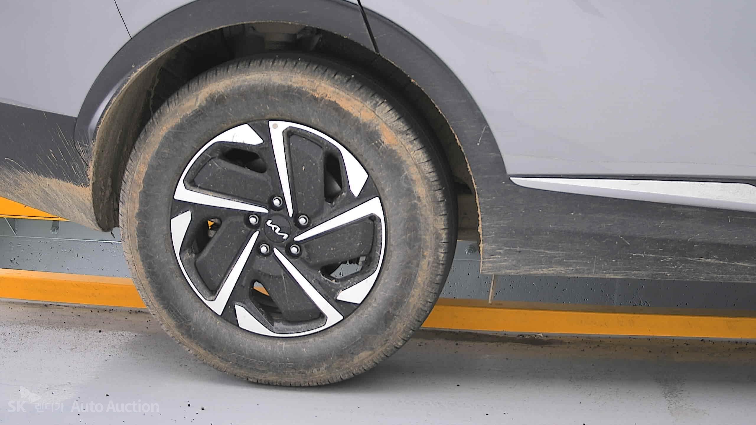 2023 - kia sportage