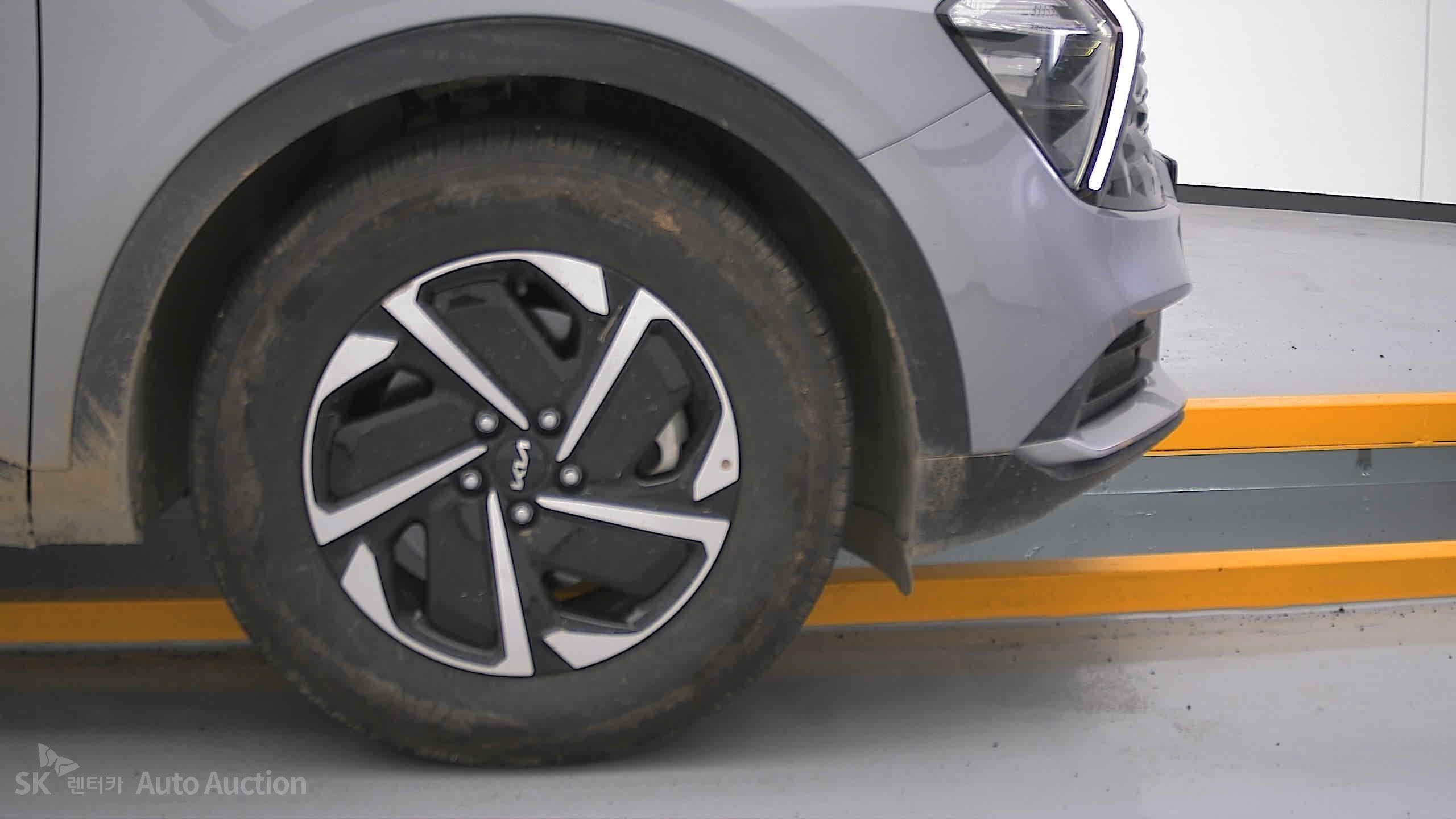 2023 - kia sportage