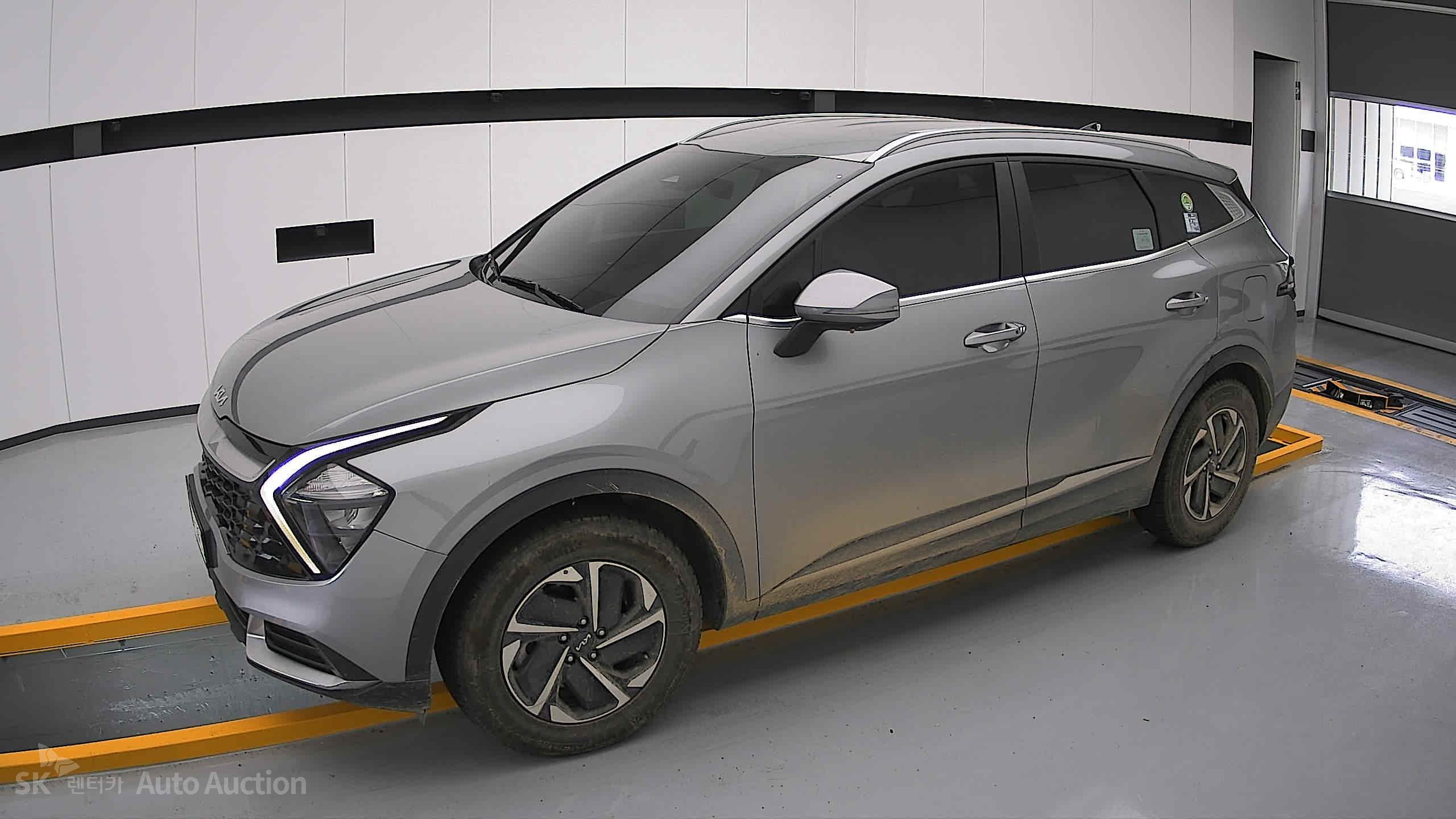 2023 - kia sportage