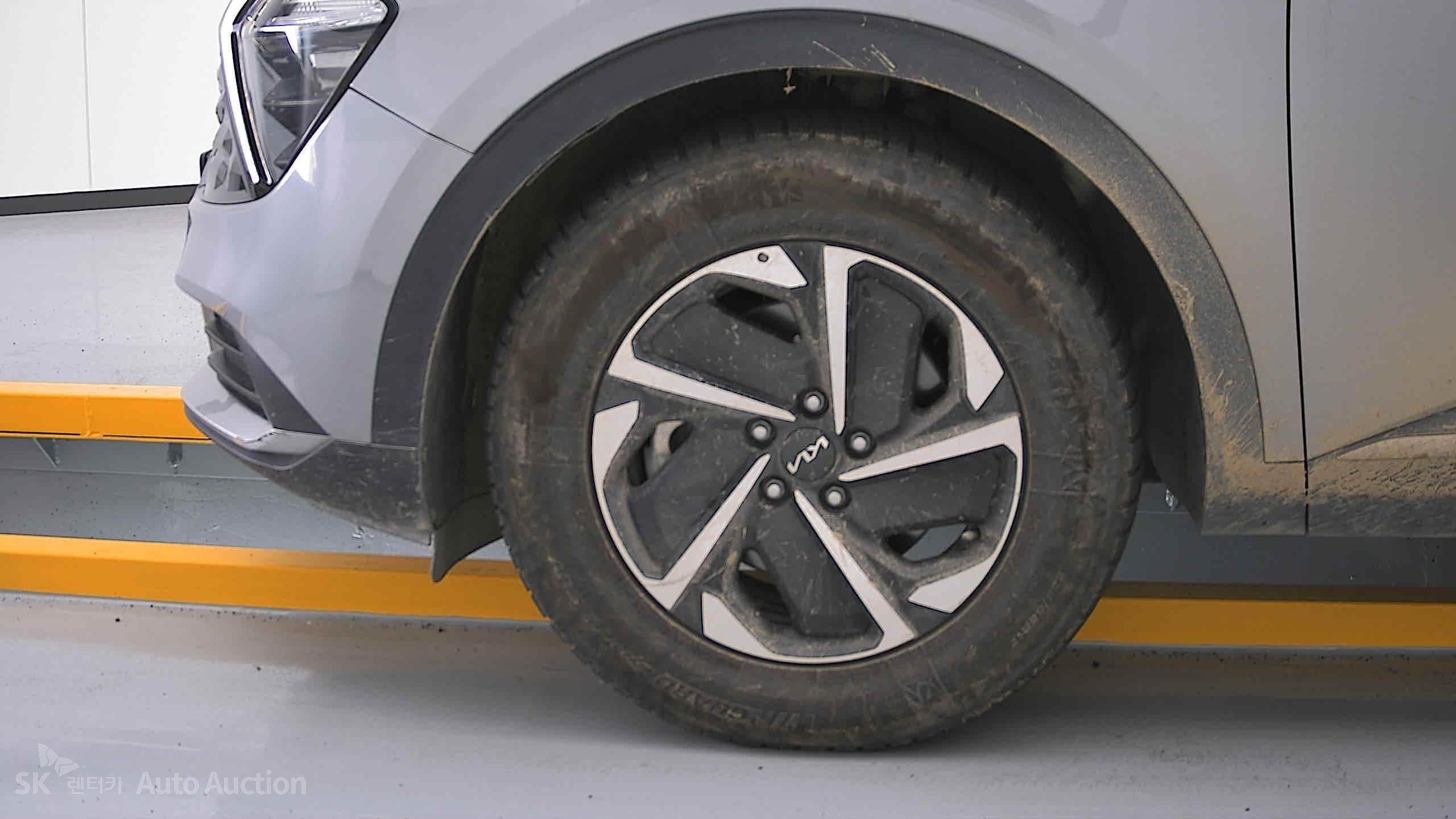 2023 - kia sportage