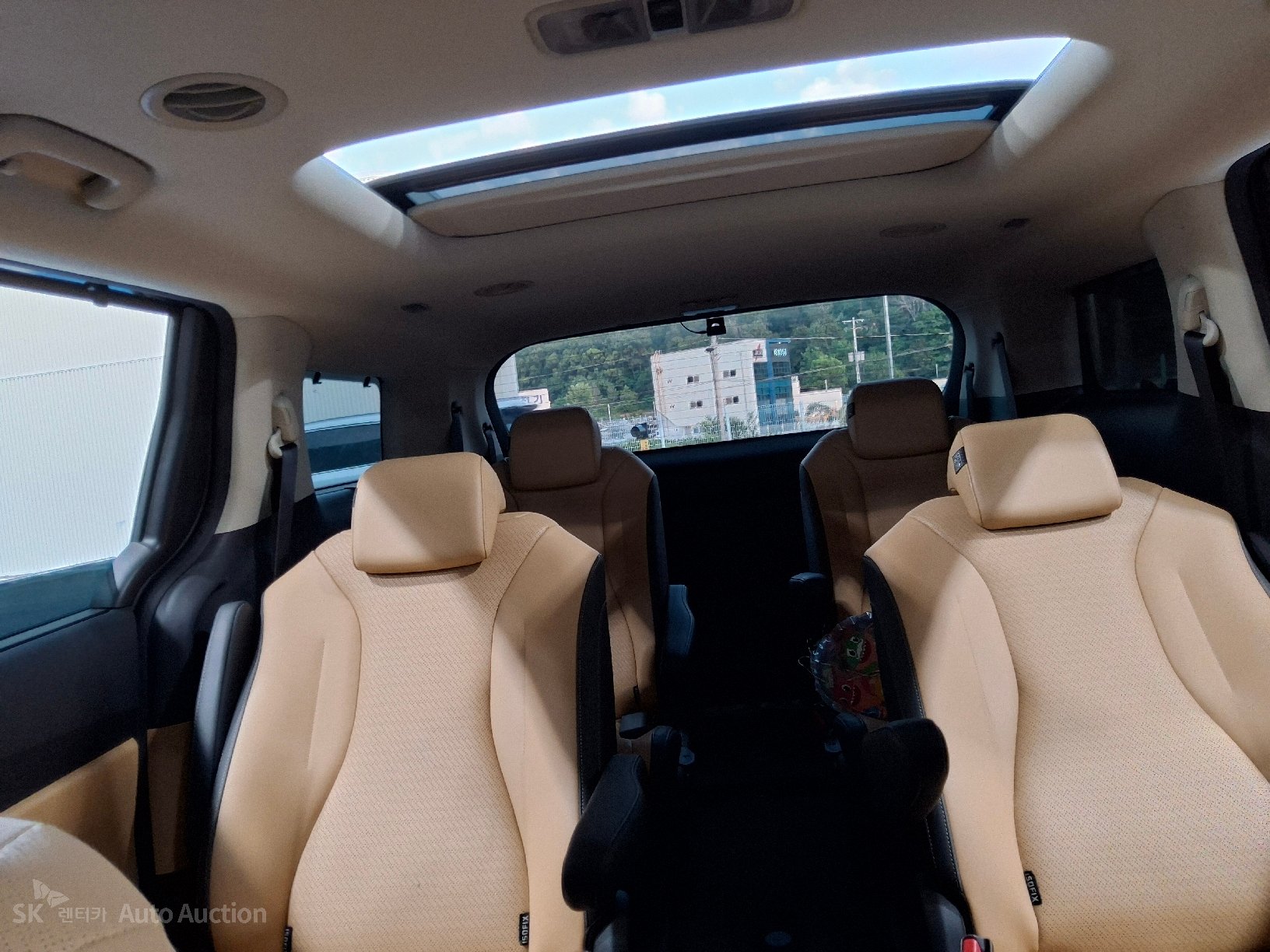 2023 - kia carnival