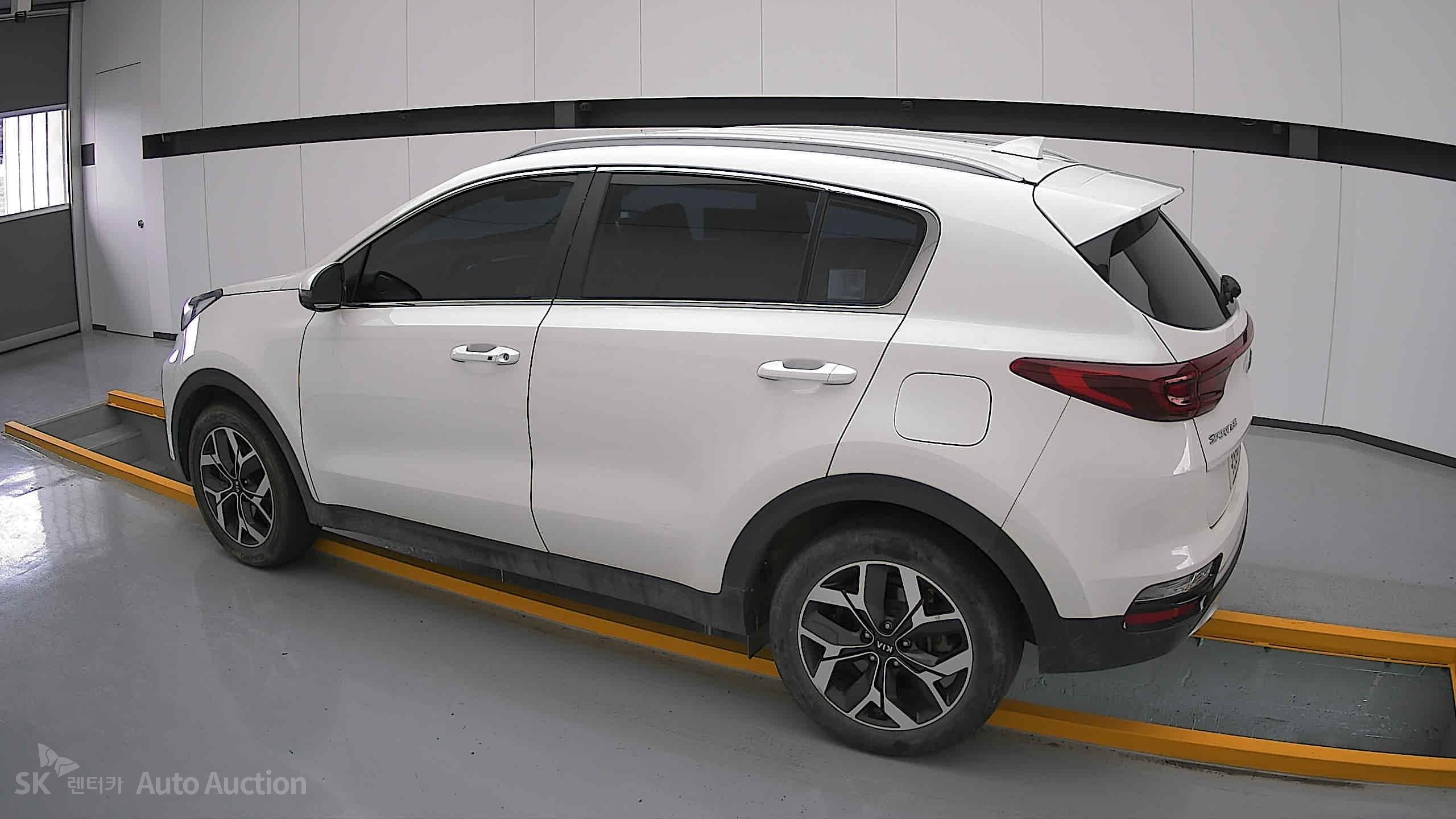 2022 - kia sportage