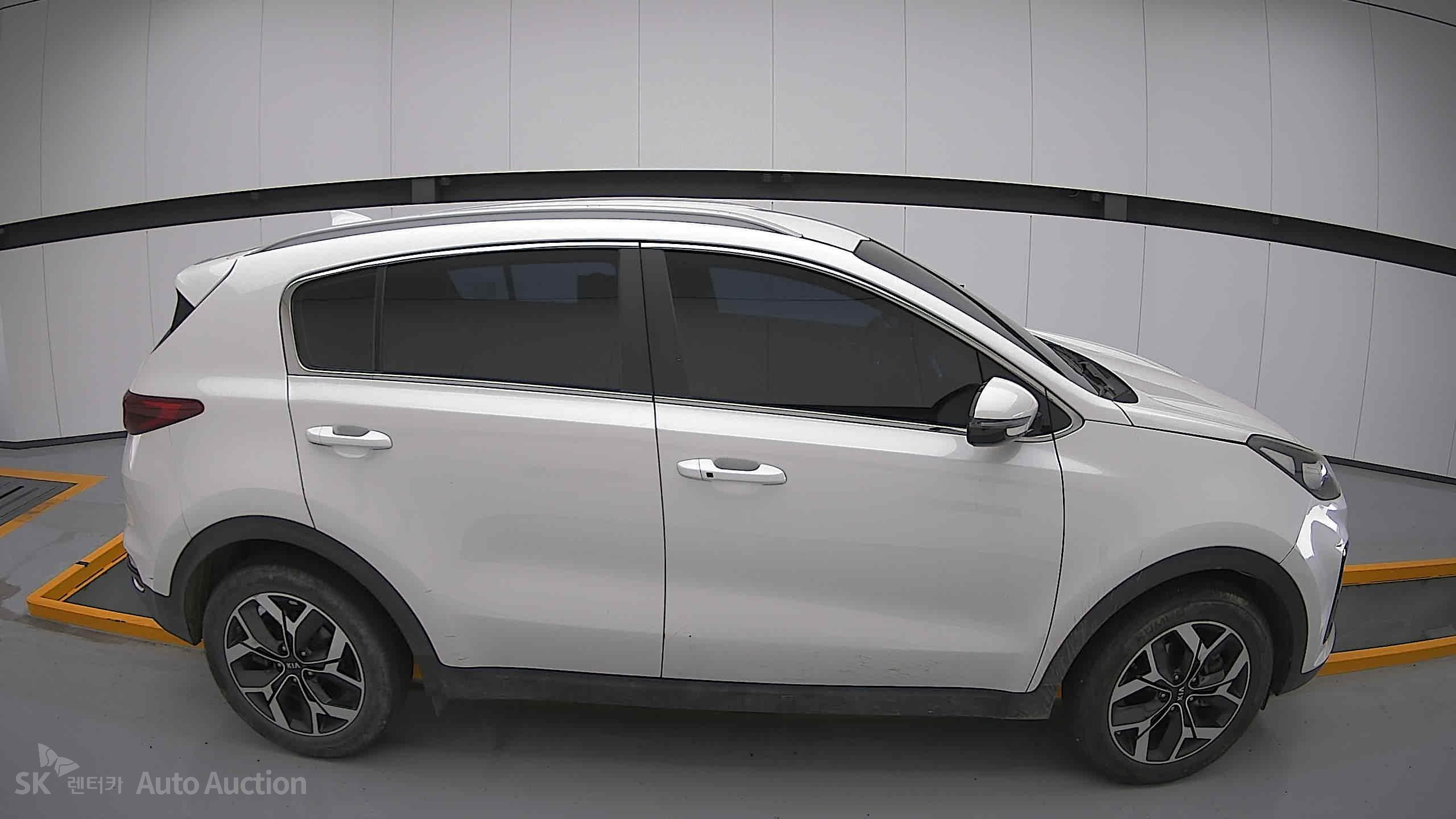 2022 - kia sportage