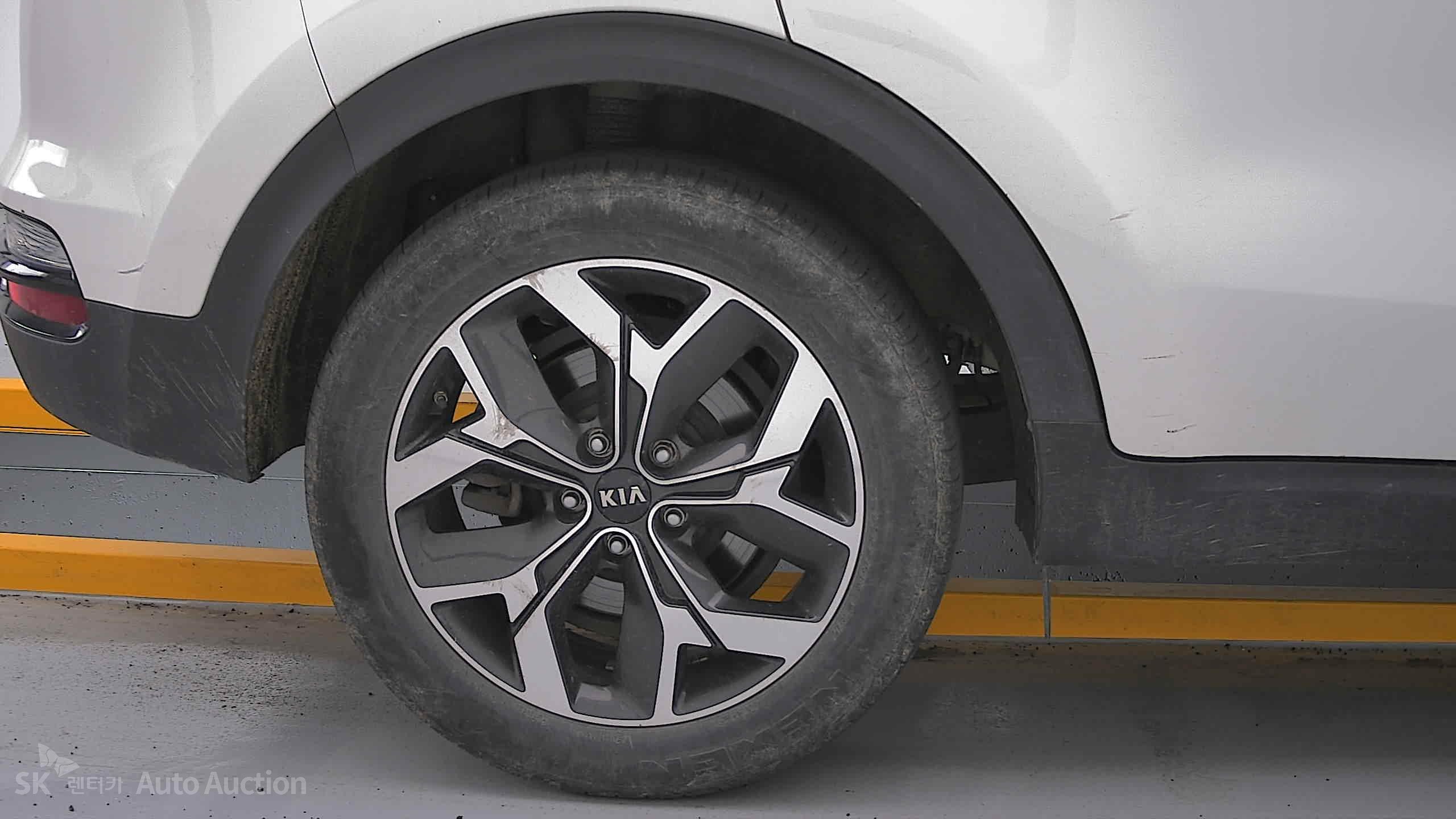 2022 - kia sportage