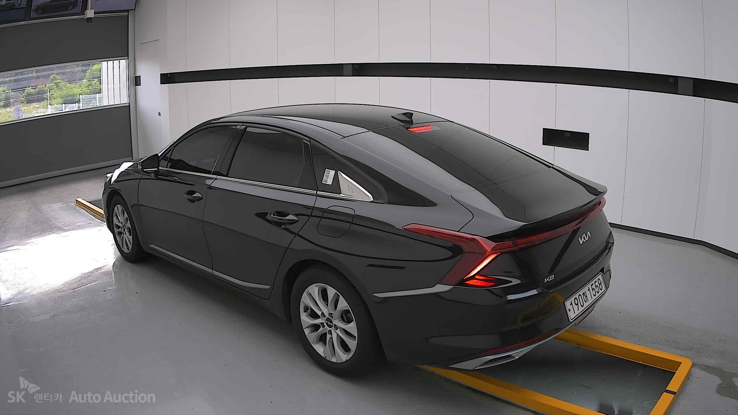 2022 - kia k8