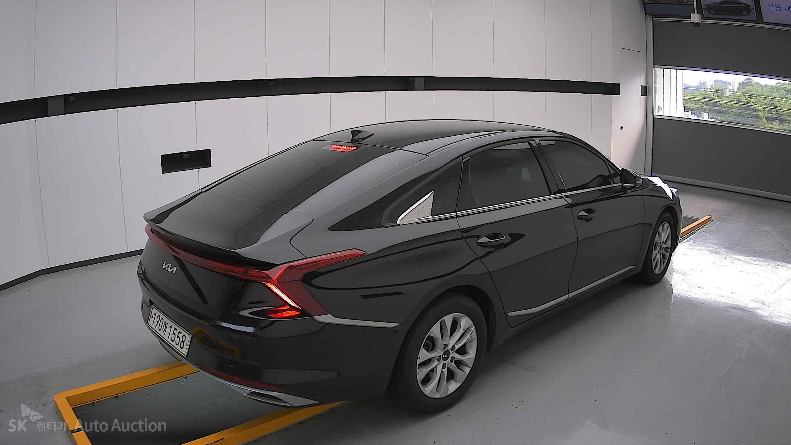 2022 - kia k8