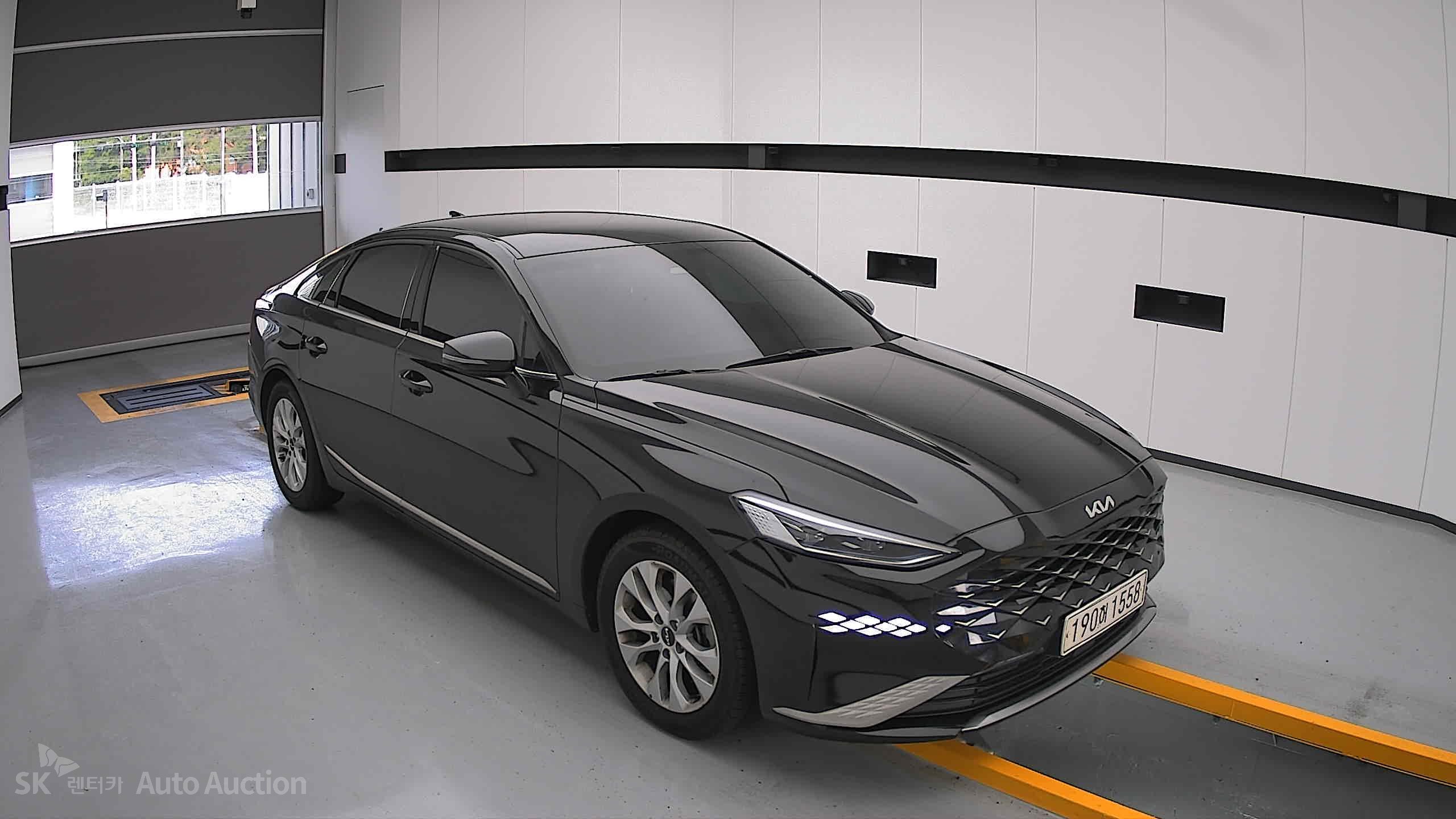 2022 - kia k8