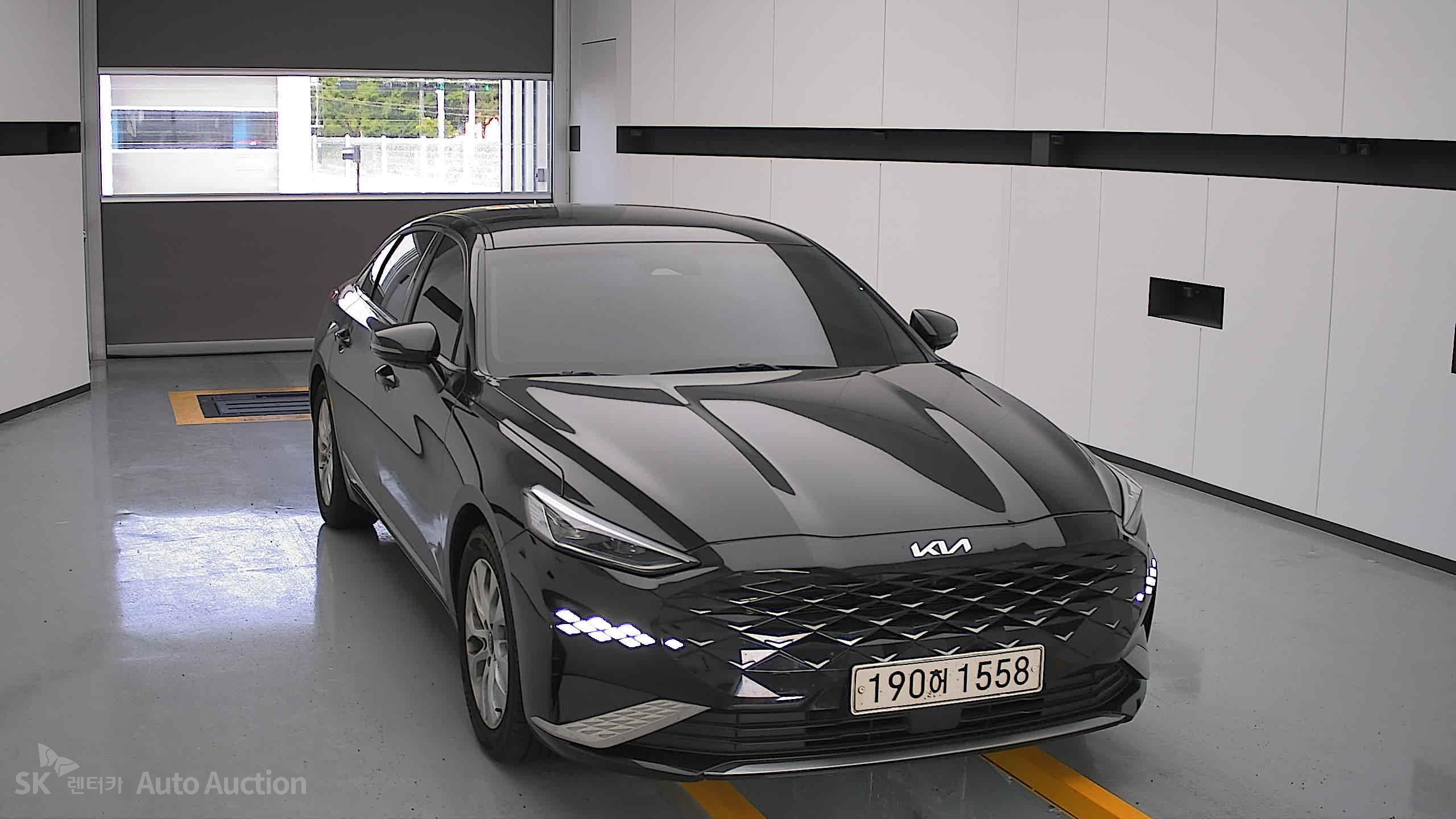 2022 - kia k8