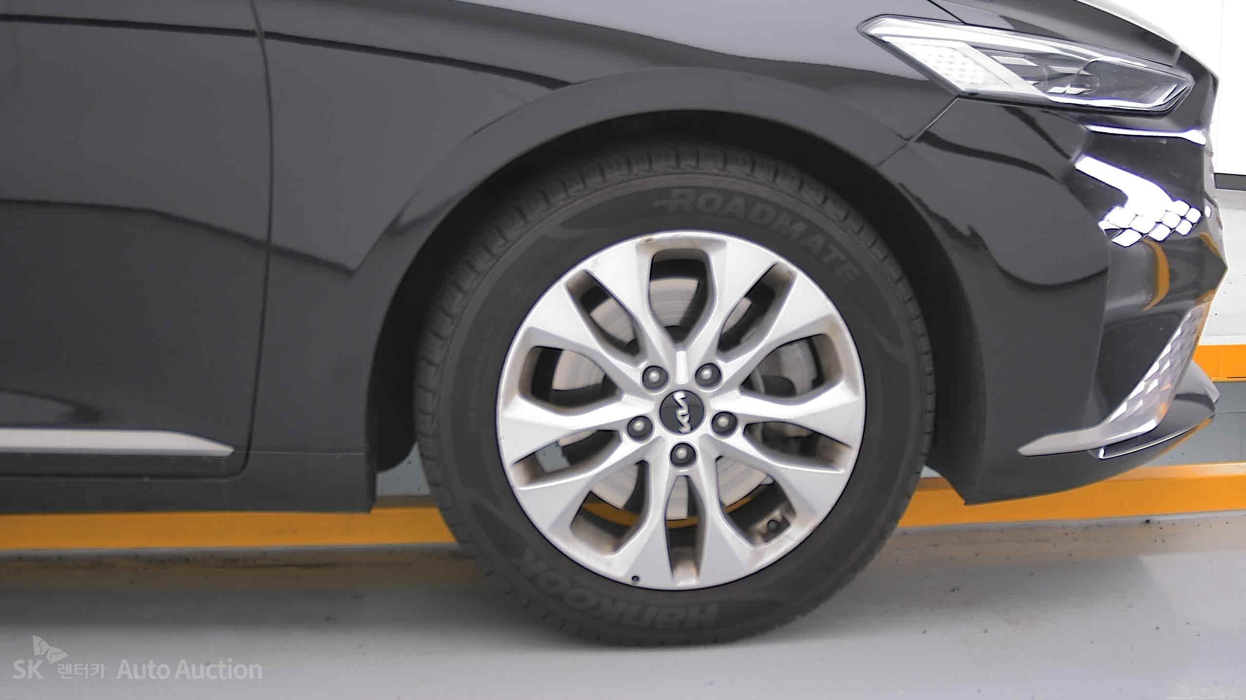 2022 - kia k8