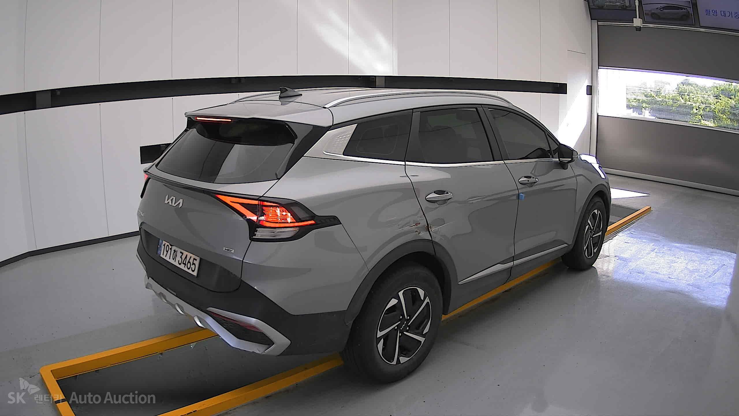 2023 - kia sportage