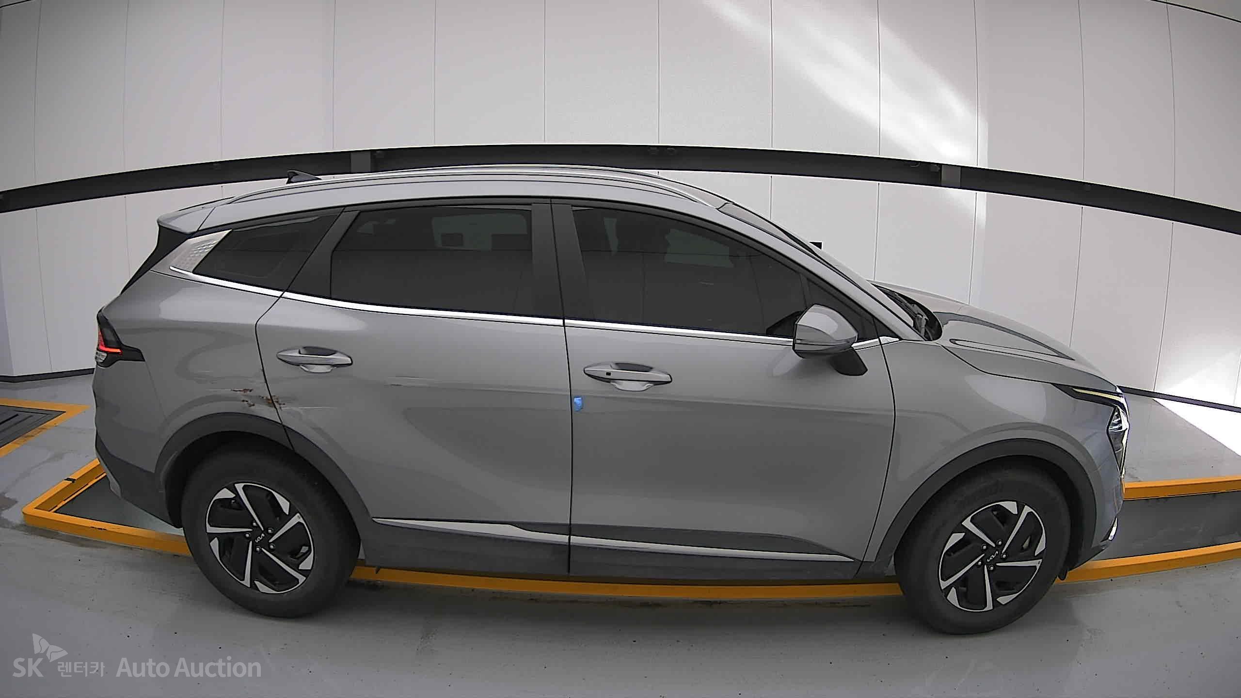 2023 - kia sportage