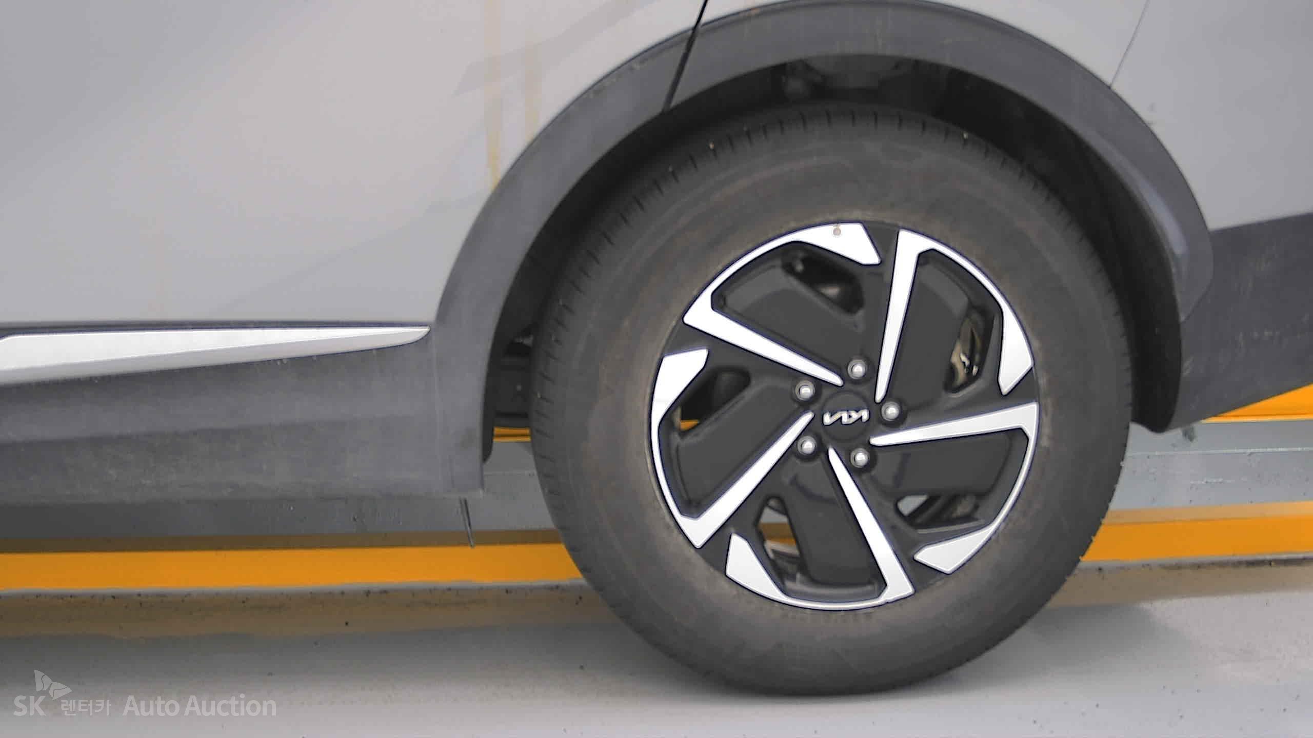 2023 - kia sportage