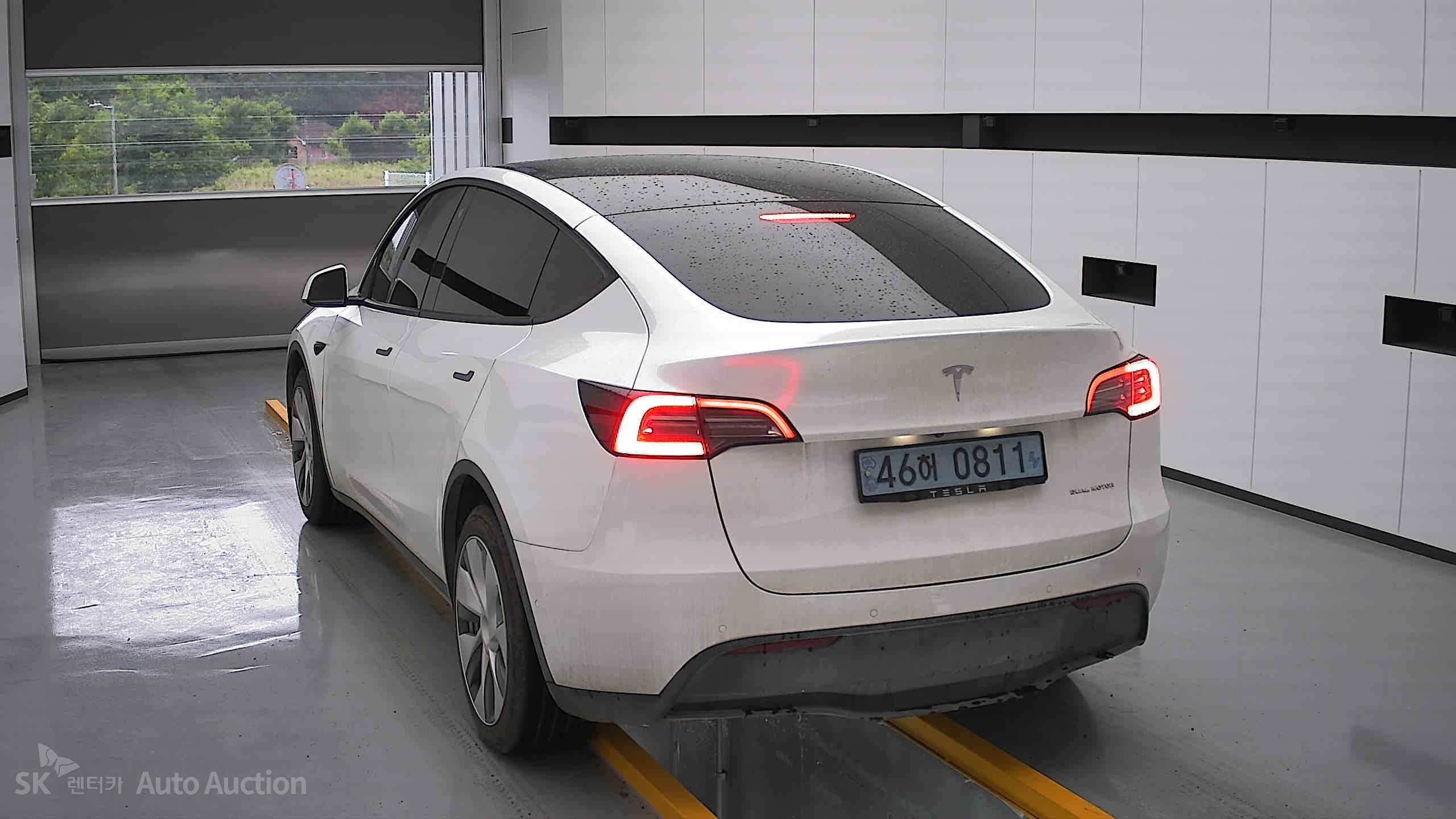 2022 - tesla model y
