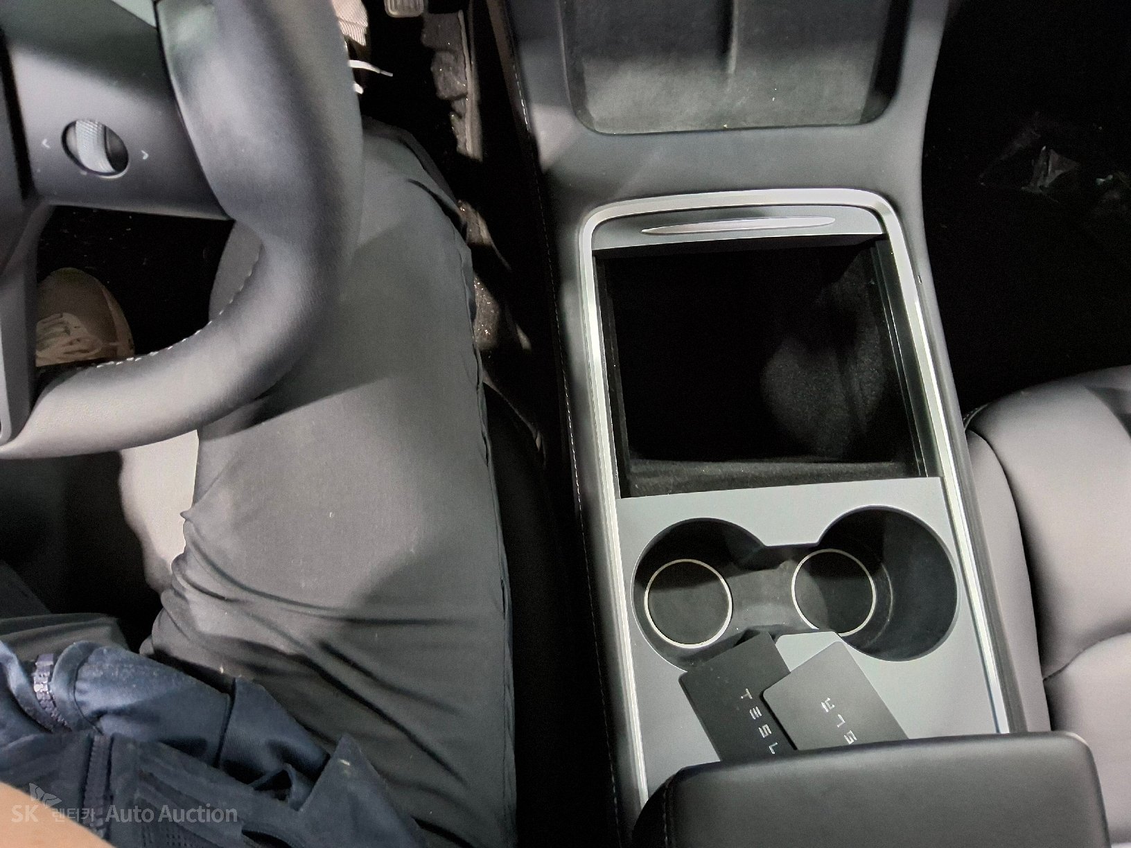 2022 - tesla model y