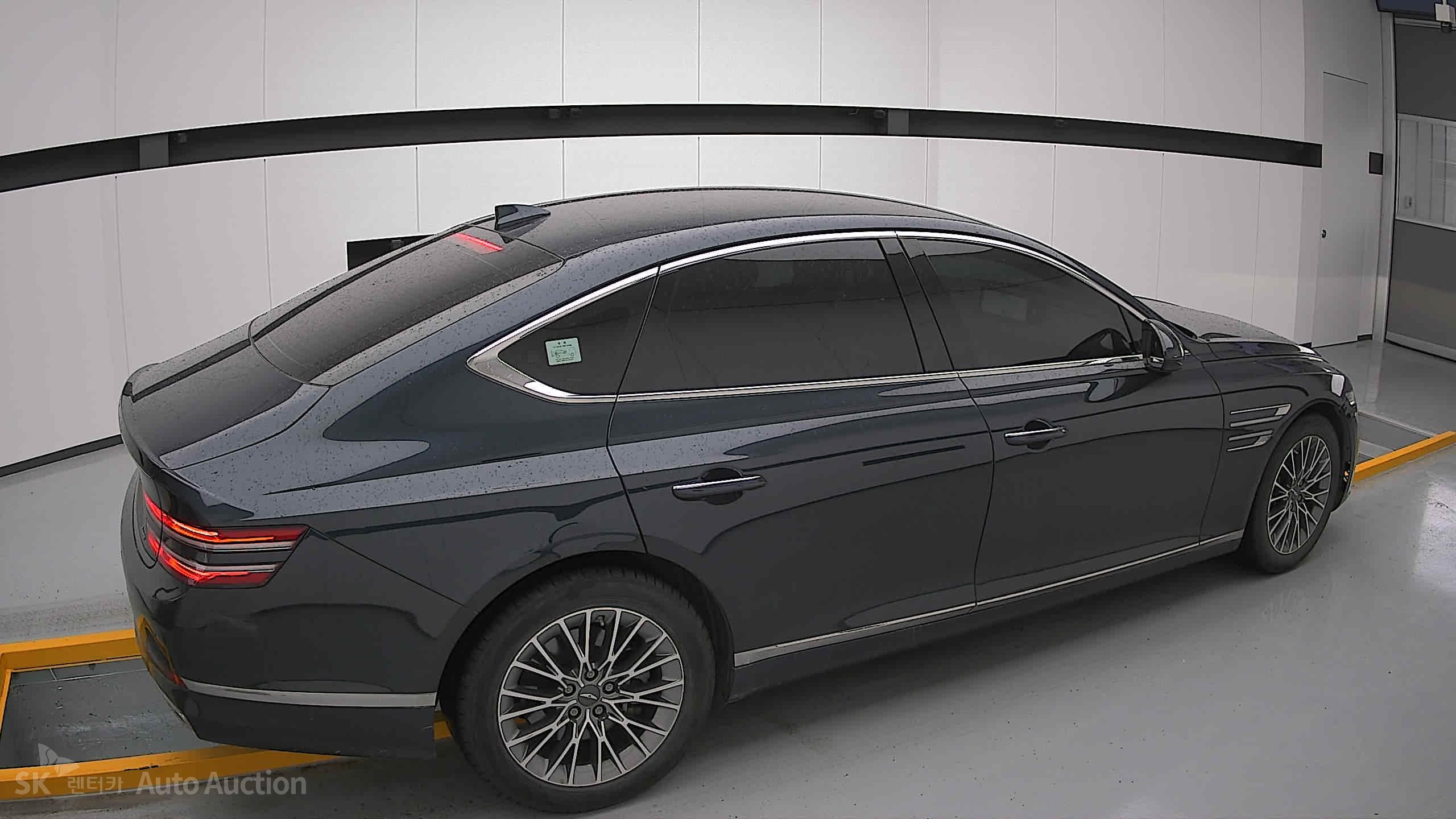 2022 - genesis g80