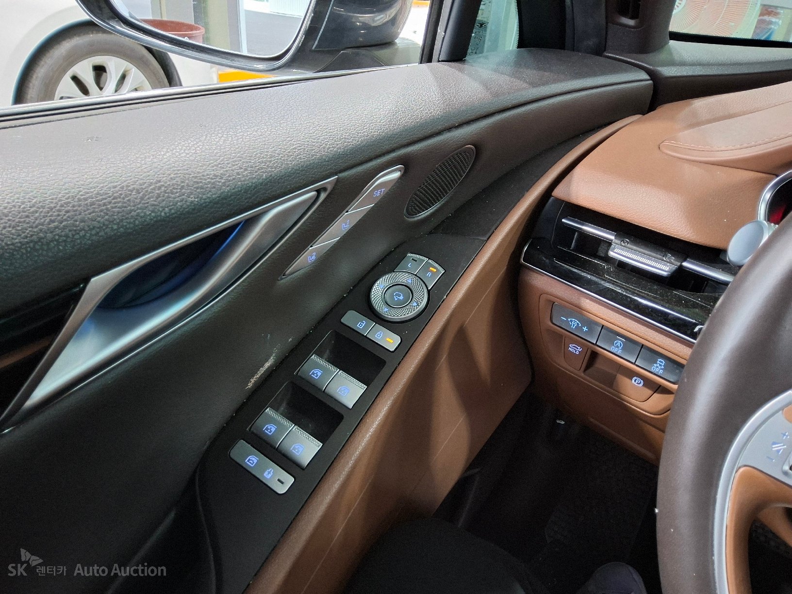 2022 - genesis g80