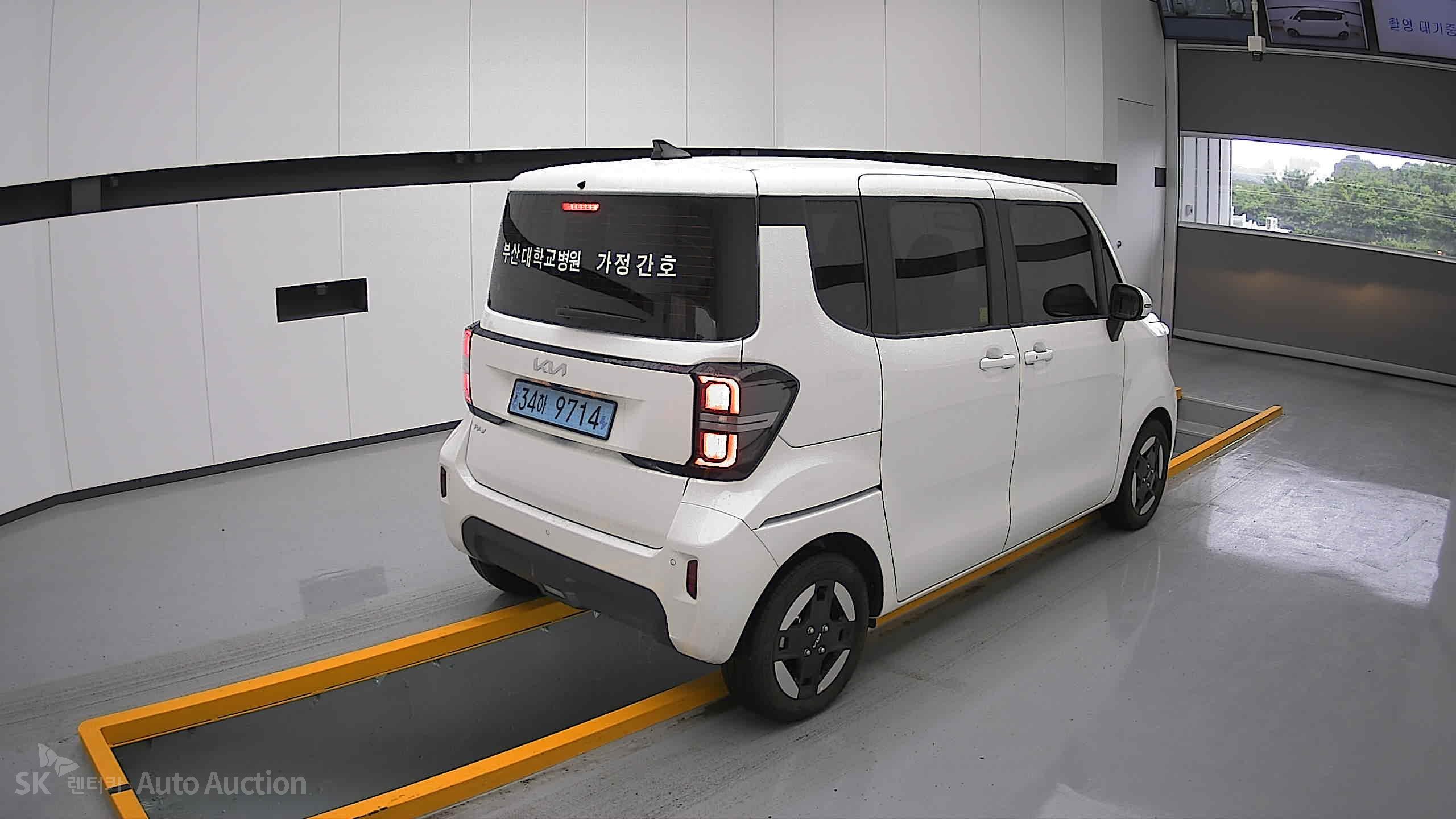 2024 - kia ray