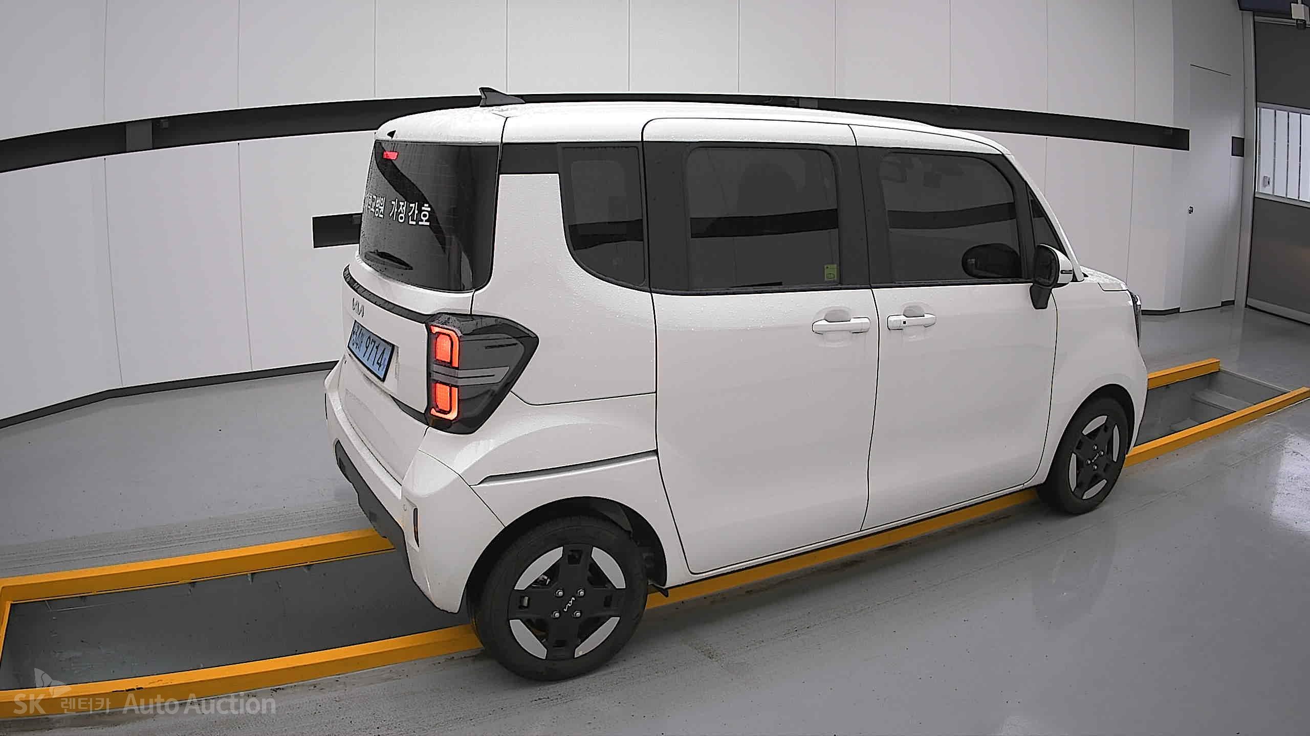 2024 - kia ray