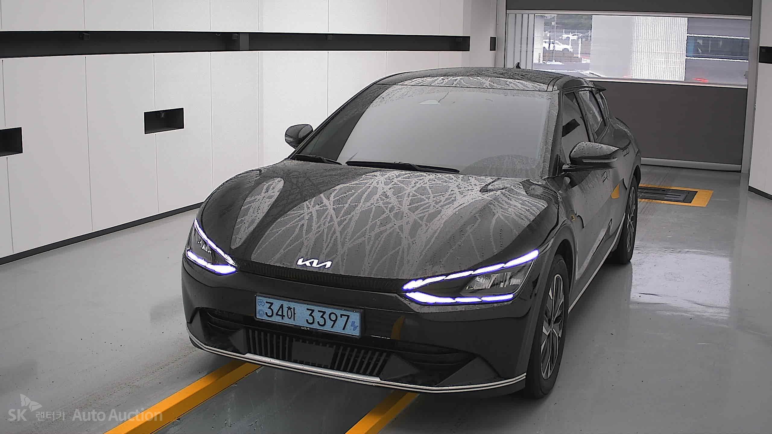 2022 - kia ev6