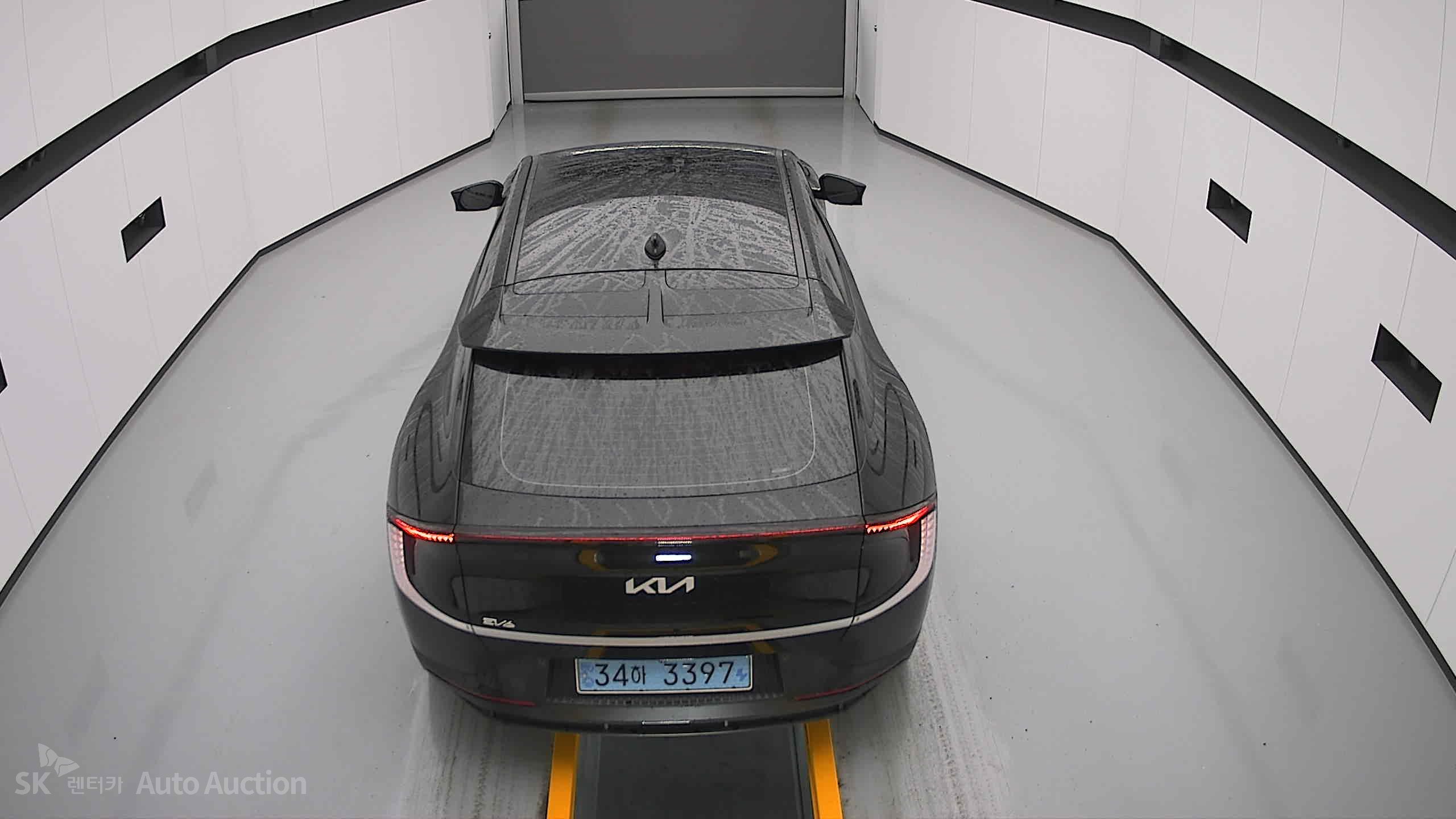 2022 - kia ev6