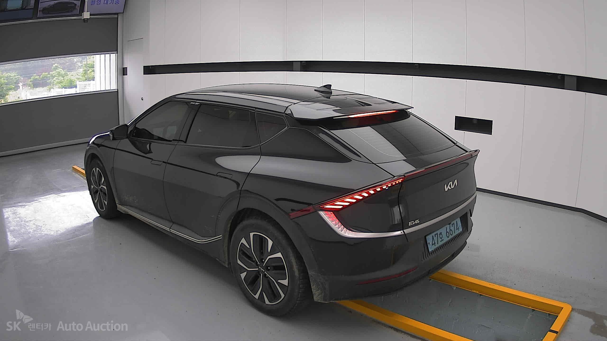2022 - kia ev6