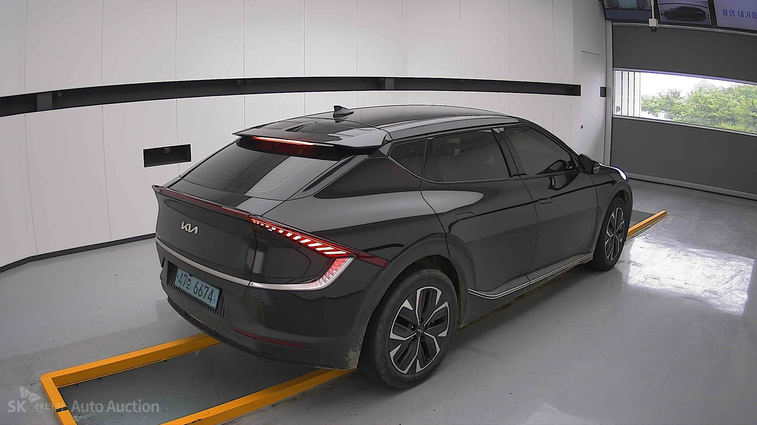 2022 - kia ev6