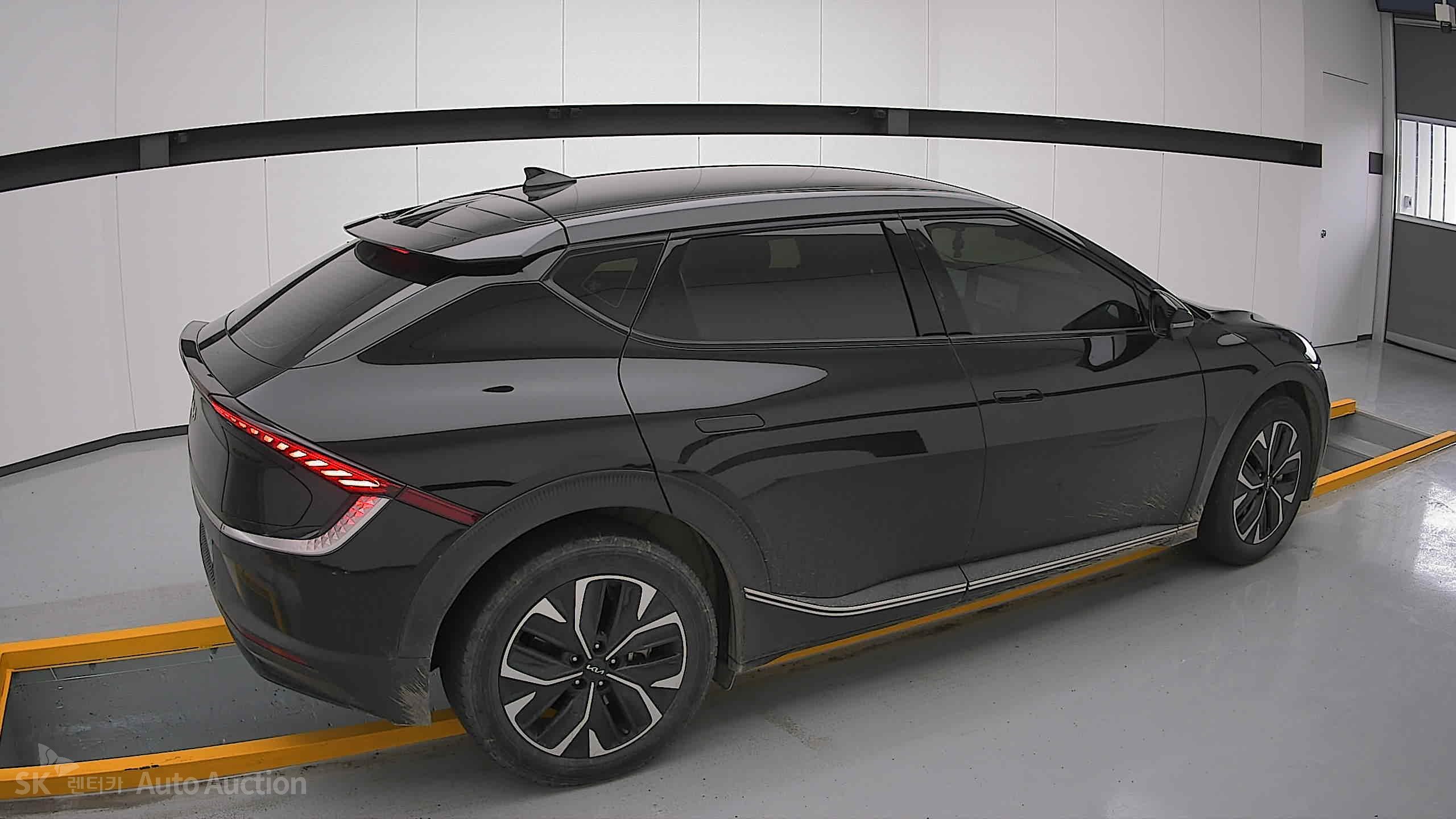 2022 - kia ev6