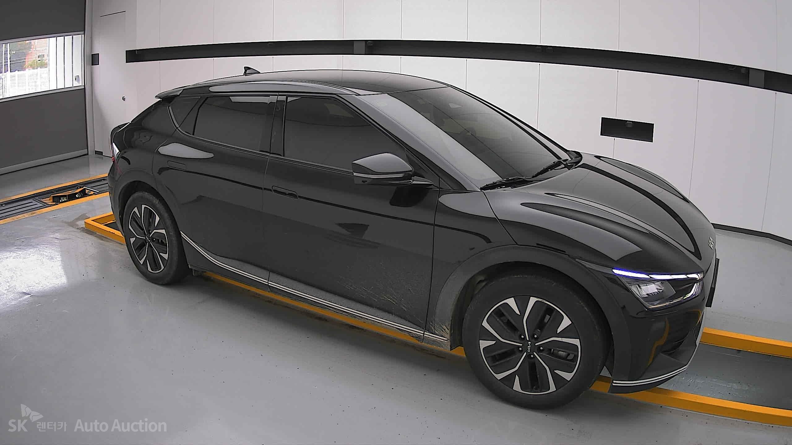 2022 - kia ev6