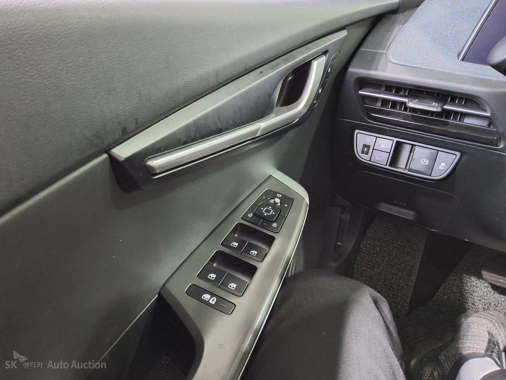 2022 - kia ev6