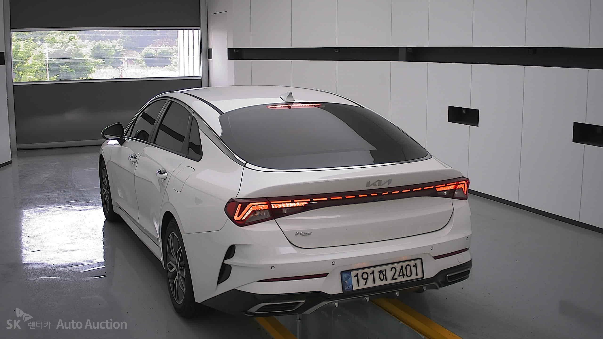 2022 - kia k5