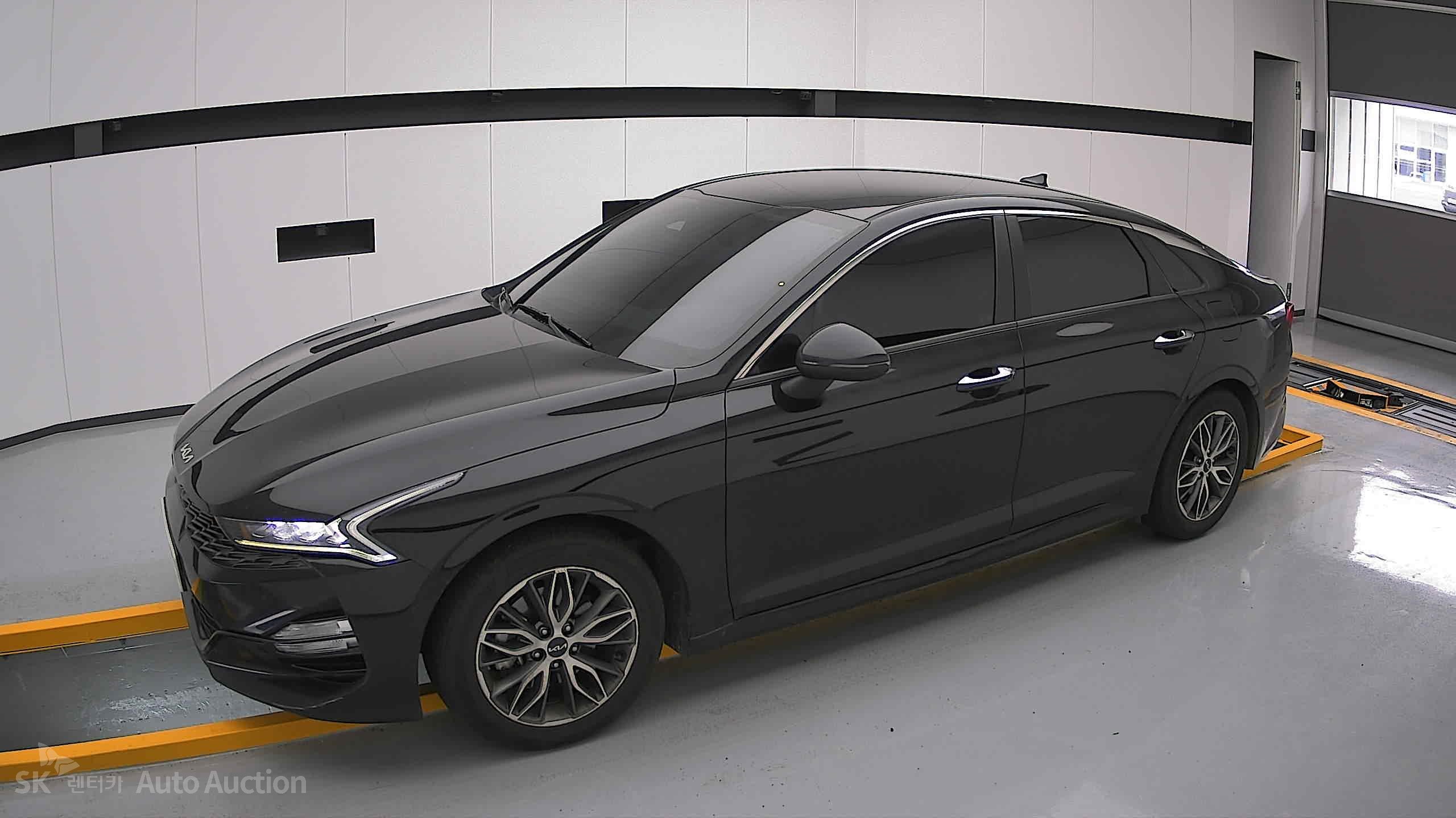 2022 - kia k5