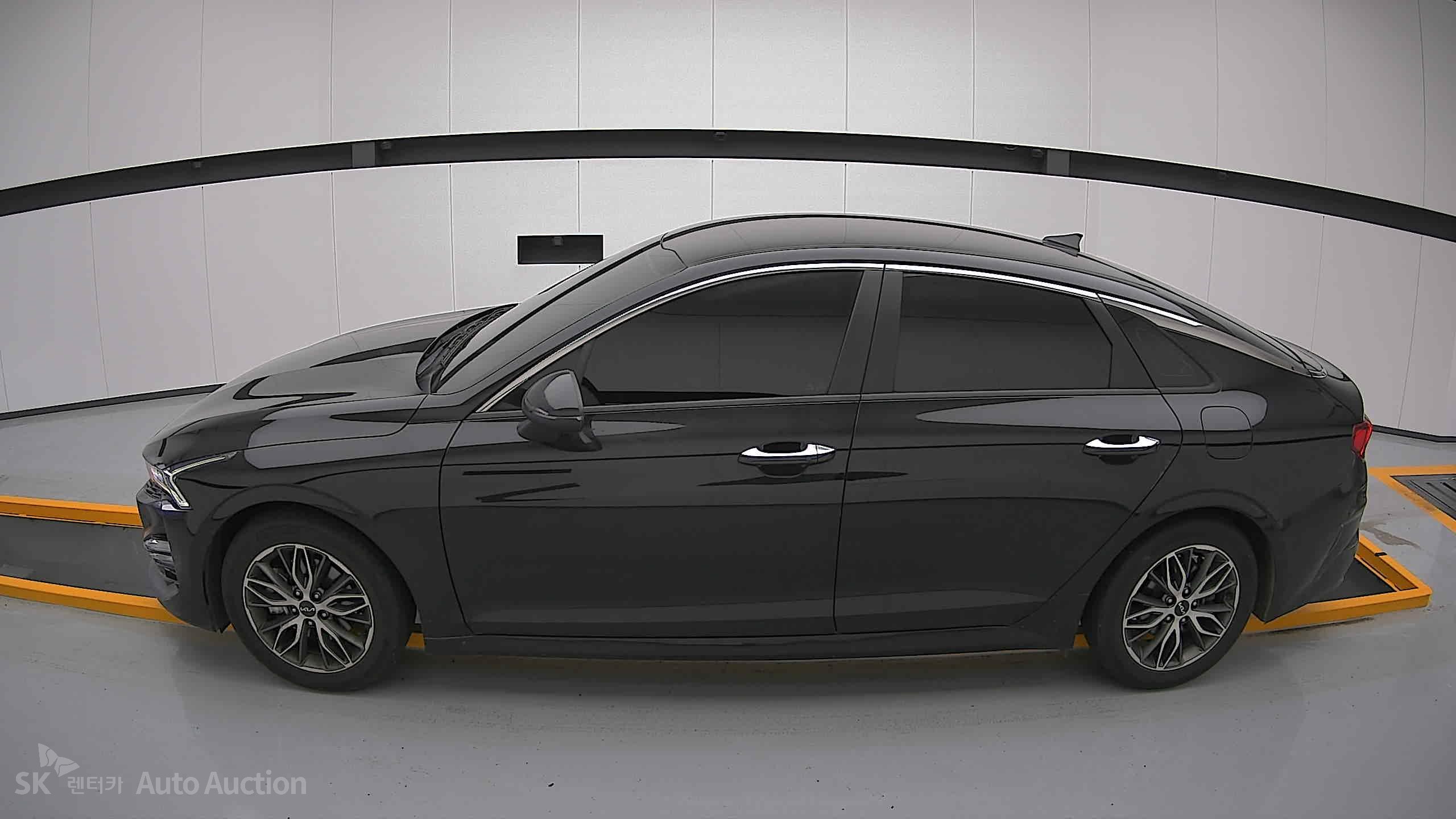 2022 - kia k5