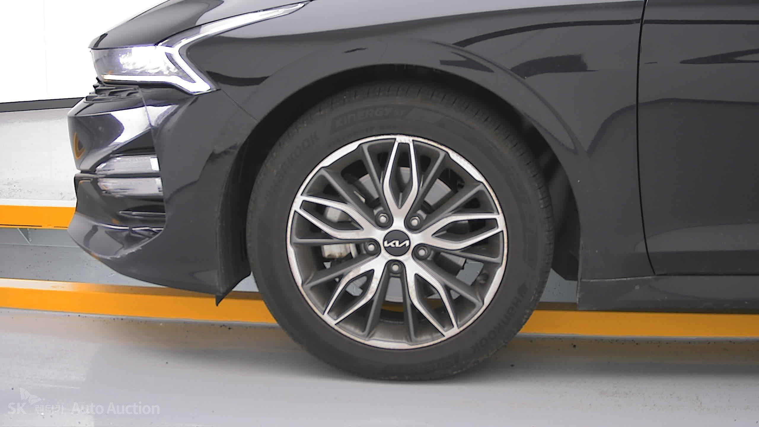 2022 - kia k5