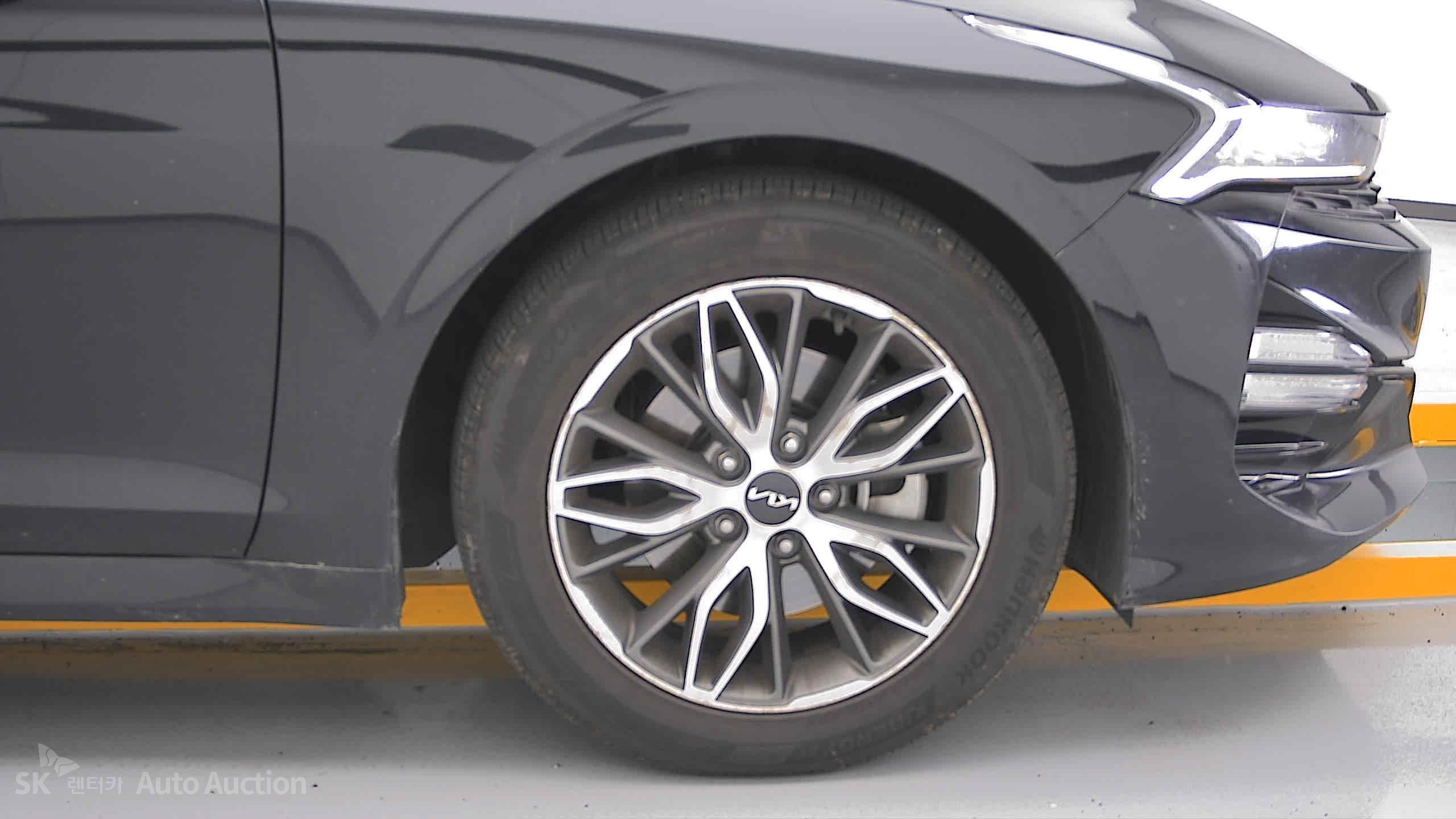 2022 - kia k5